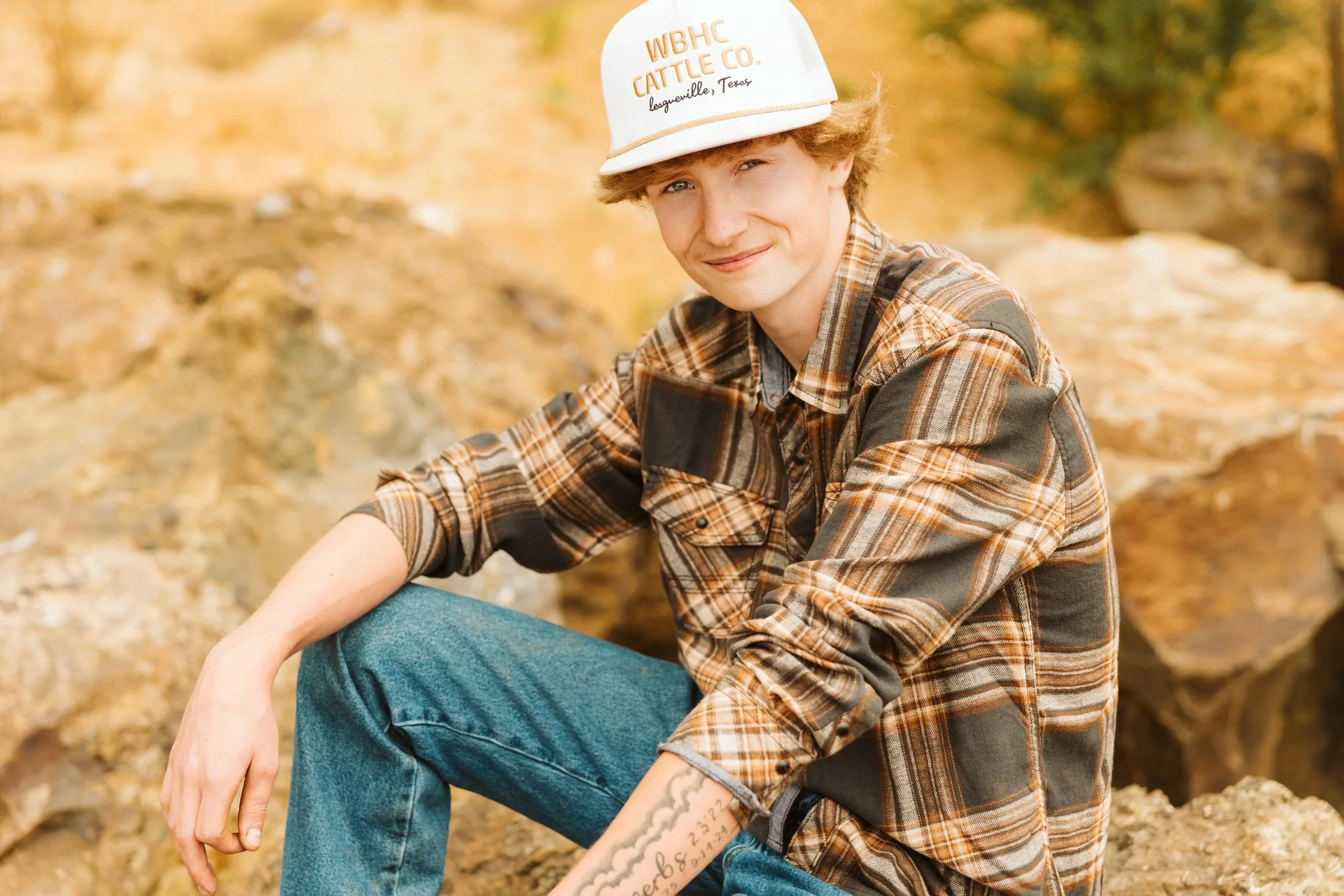 Senior session in a country setting on the farm in Lincoln City Oregon 