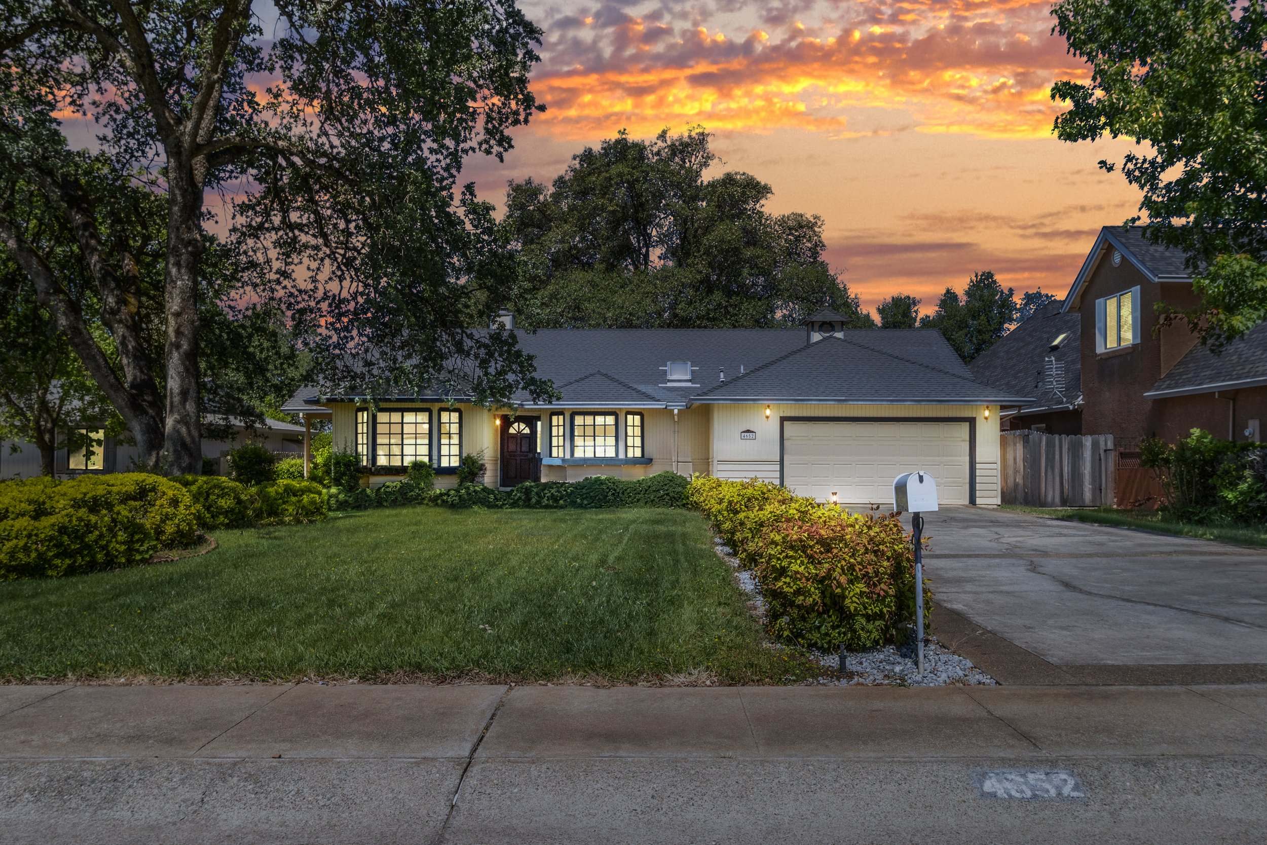 Jonathan Harris Redding Real Estate Media