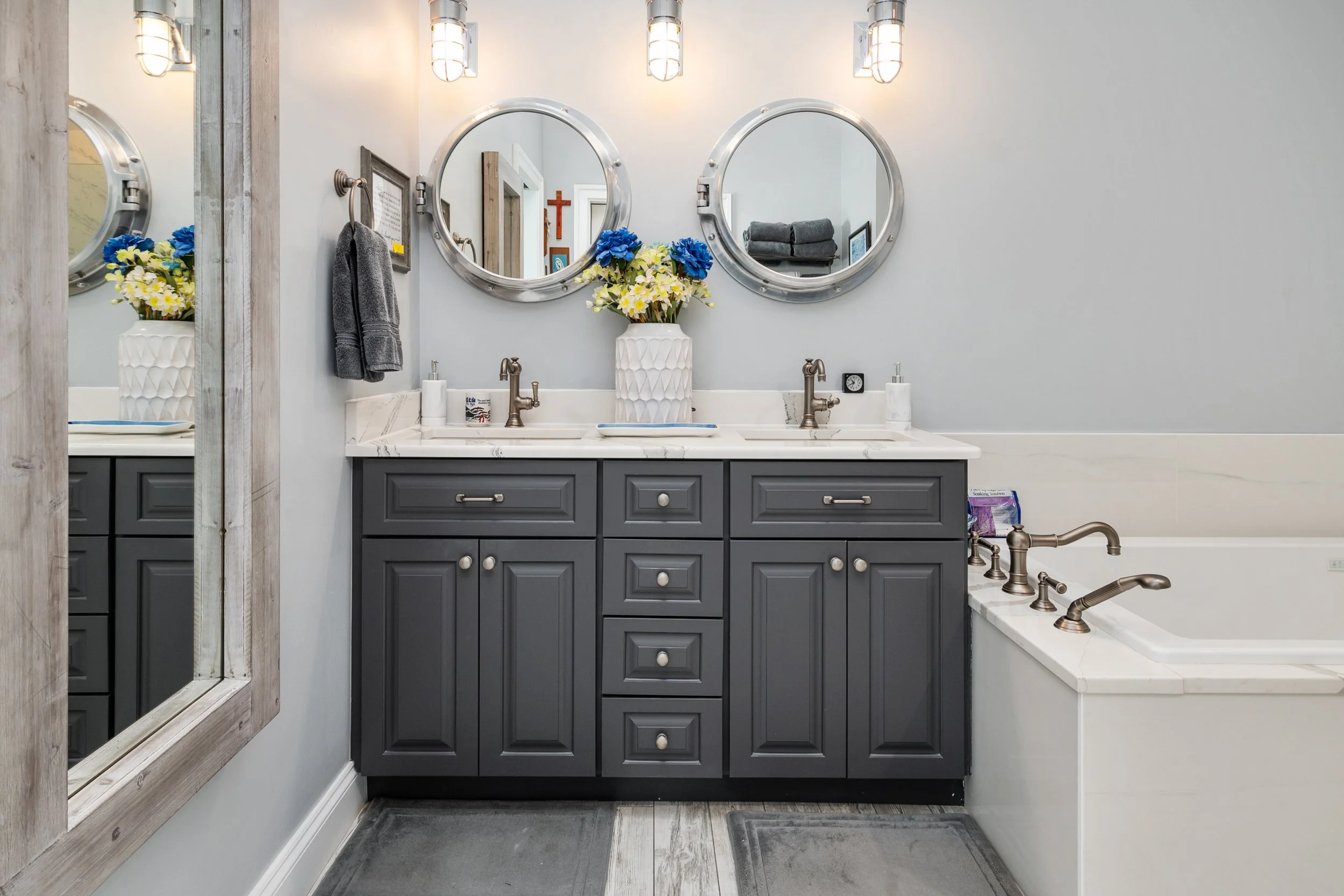 Peake Construction and Design -RECreativeVisual (4).jpg