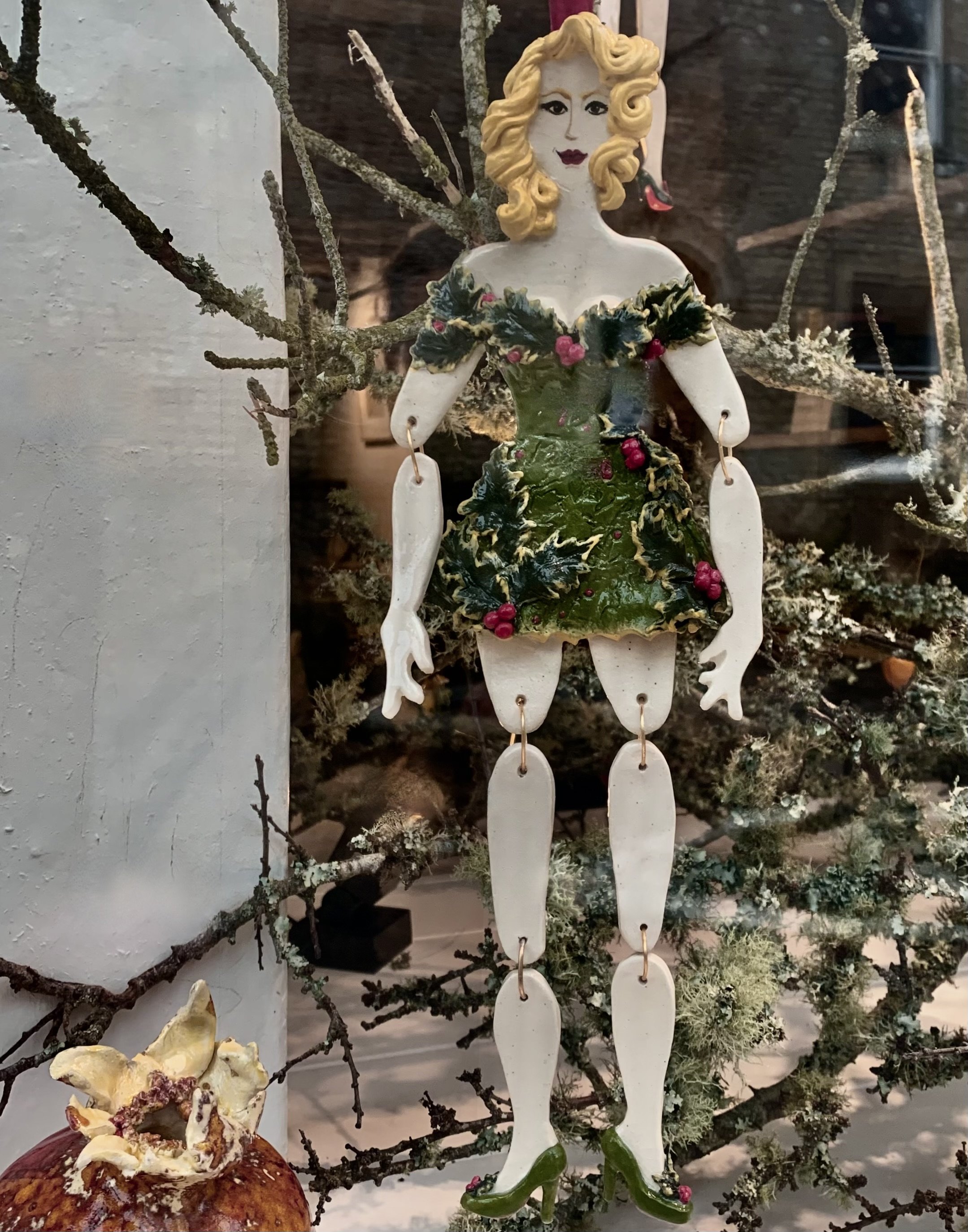'My Golly Miss Holly'
Cornish stoneware ceramic, sculpted and decorated by hand with prickly holly leaves and ripe red berries. 33cm tall.