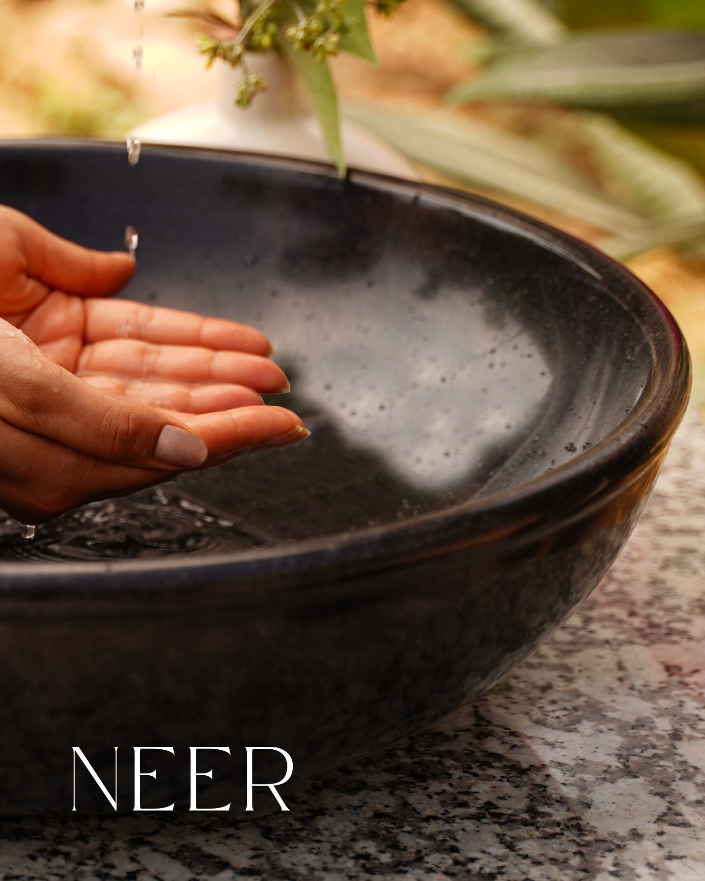 Neer, inspired by the natural flow of water, transforms marble into a sleek, serene statement of design. 

With smooth, curved lines that evoke the beauty of nature, Neer brings grace and tranquility into any space. 

Each piece is meticulously craft