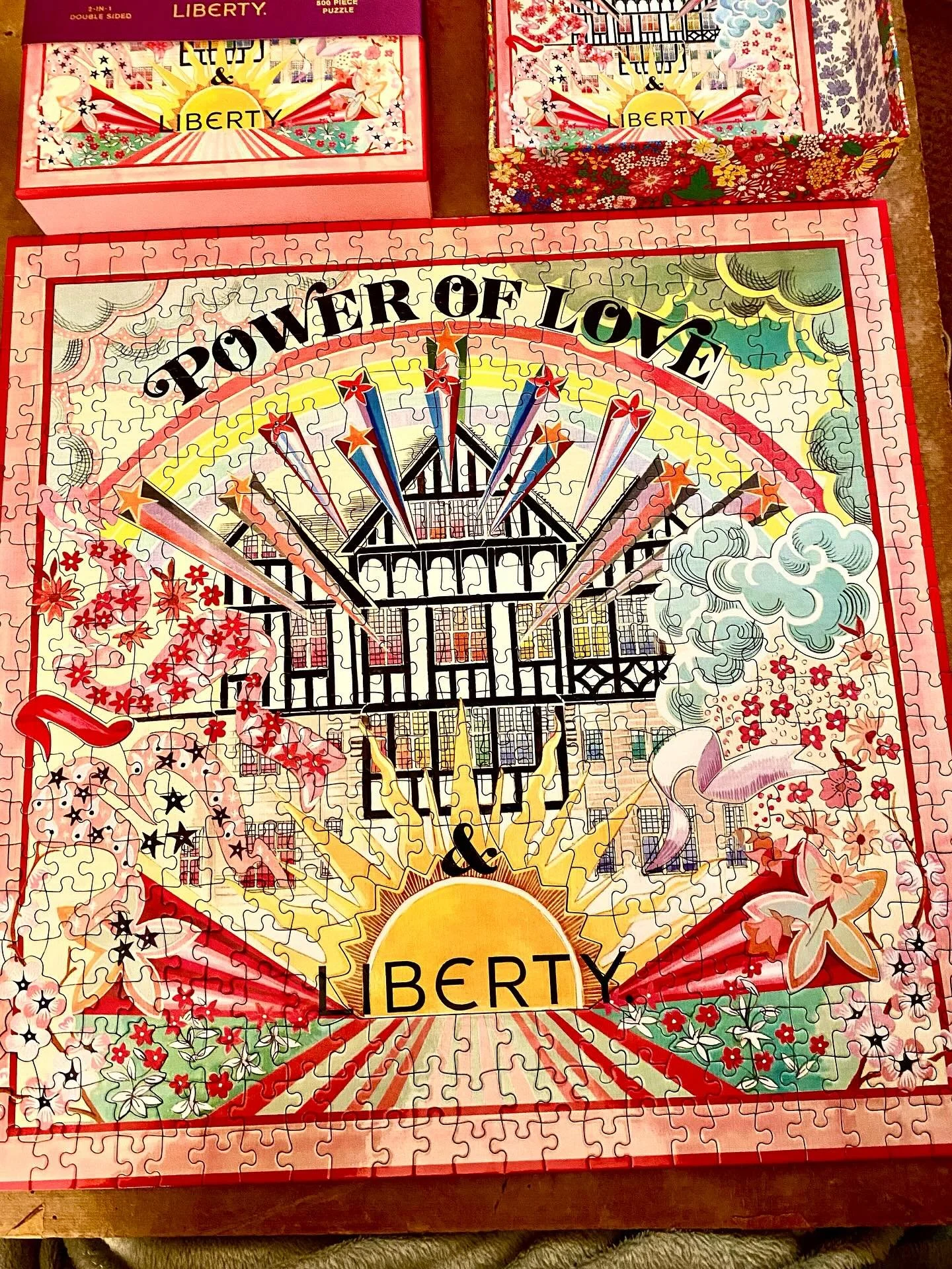 Thanks to the lovely @gabby_j0nes I have spent a meditative couple of hours last night and another hour tonight doing a satisfying jigsaw!!
Don&rsquo;t know about you but when the evenings draw in, I start doing these kind of activities&hellip;!
List