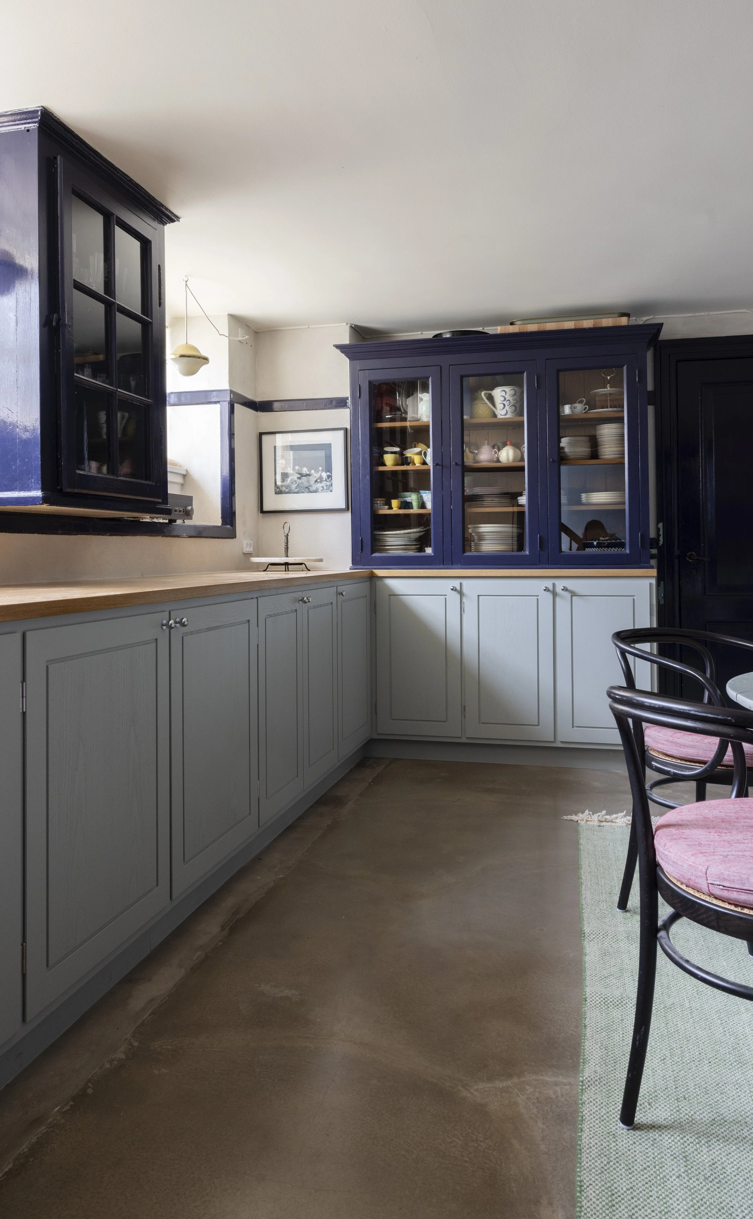 Køkken snedker kvänum shaker malet.jpg