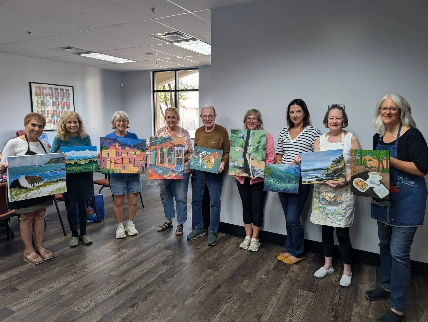 Some shots from some recent ymca plaint classes! I've been teaching paint courses at the Glendale Sports Center for 2 years now! Very thankful for our art community &hearts;️🖌️ our next courses will begin in January! Keep your eyes out the next few 