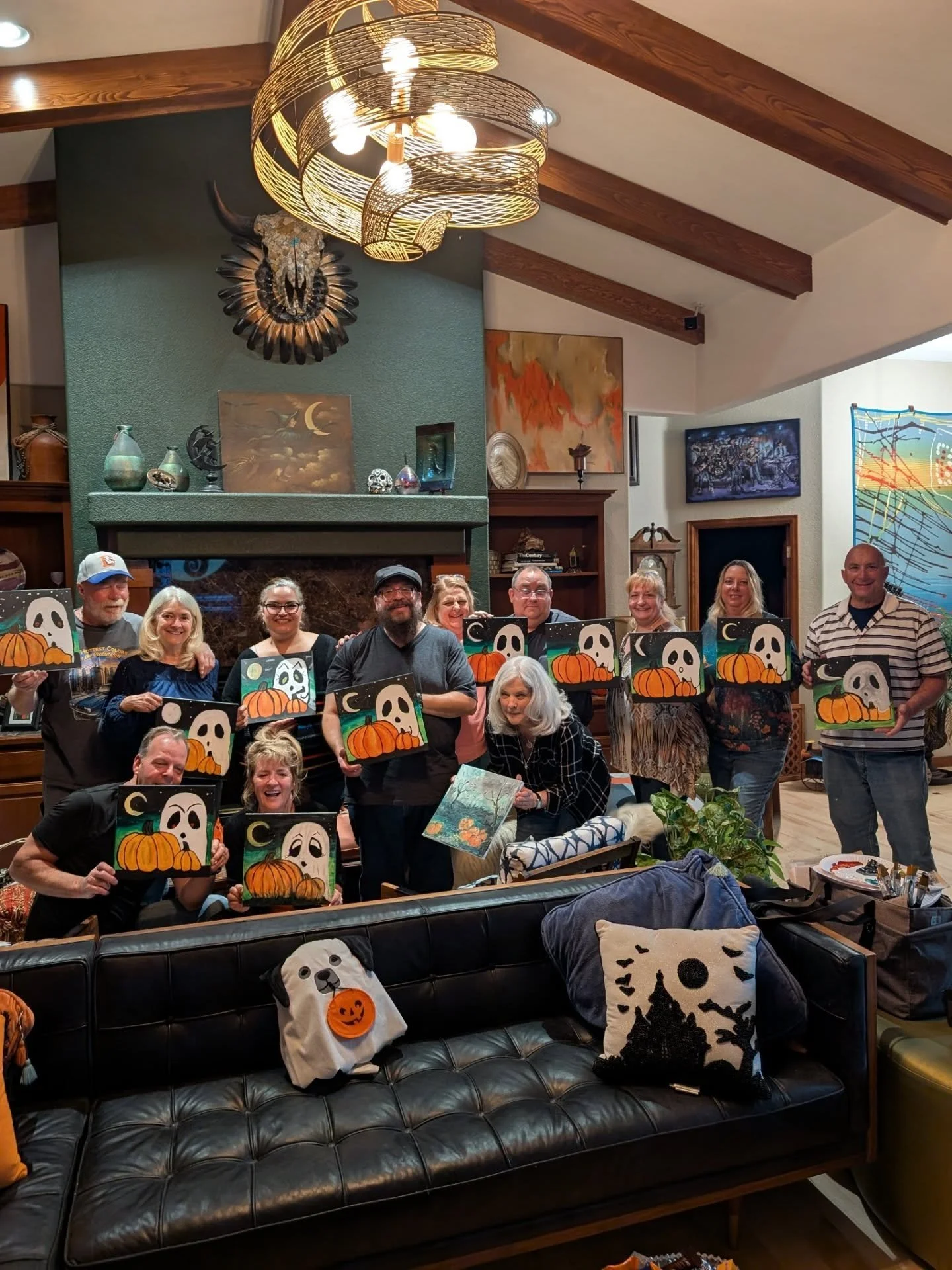 Happy Halloween! Hope everyone has a spooky day! 🎃🖌️🎨

Thanks to everyone who hosted a Halloween paint class with me! If you're interested in hosting your own holiday party, visit my website or send me a message