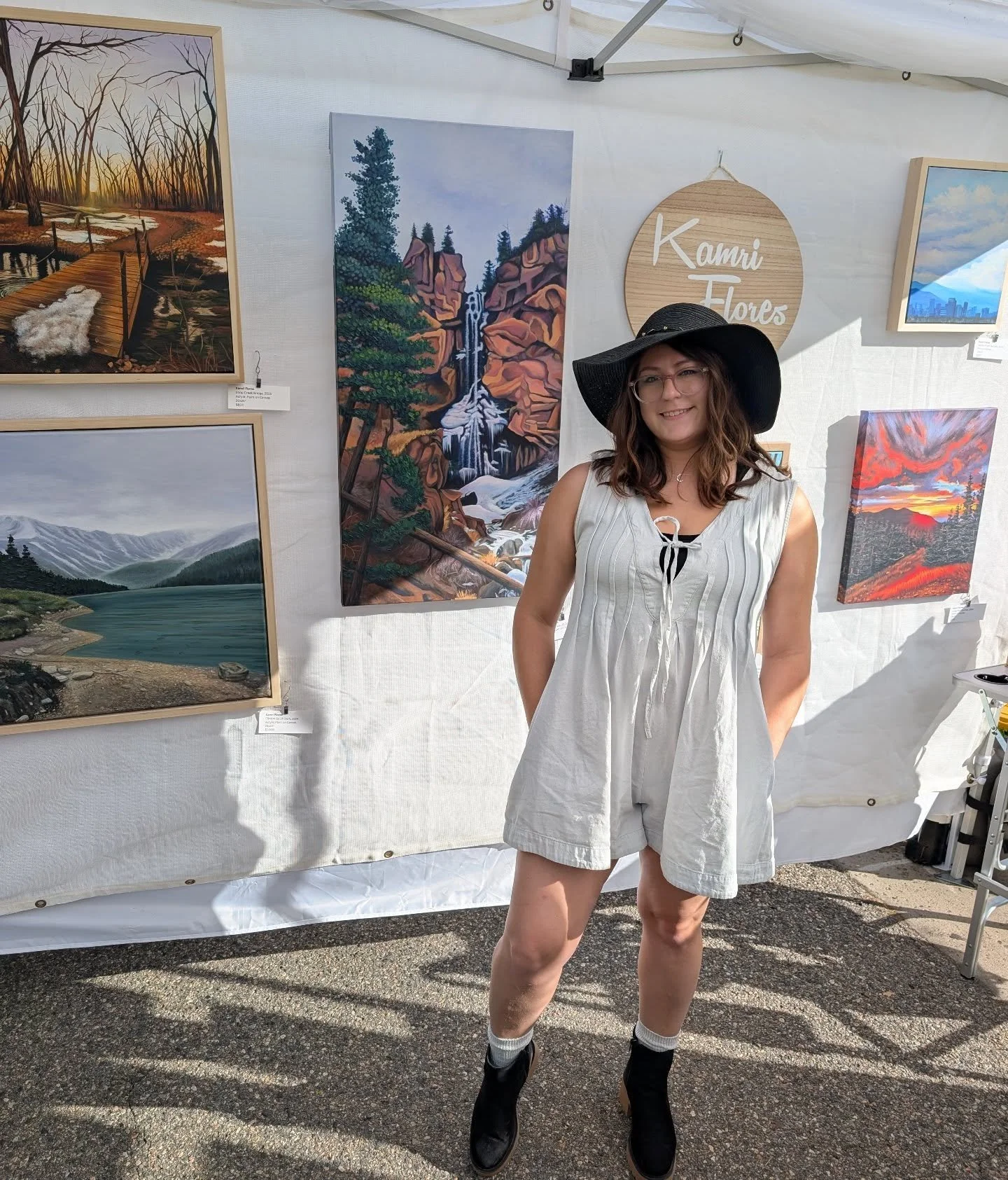 Tomorrow, 11/9, I'll be at Cameron Methodist Church from 11:30am-2:30pm! Come out and support the Denver community at the last S. Pearl St. Farmers Market of the season! 🥰