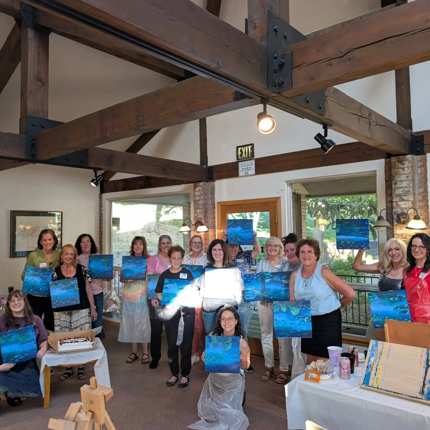 Spring has been a whirlwind, but so much fun! Here's a collage from some of my recent Paint Classes 👩&zwj;🎨🌻🌱

Thank you to @aliseboxer for hosting a birthday paint party! It was lots of fun! 🥳

I also teach two different six week acrylic paint 