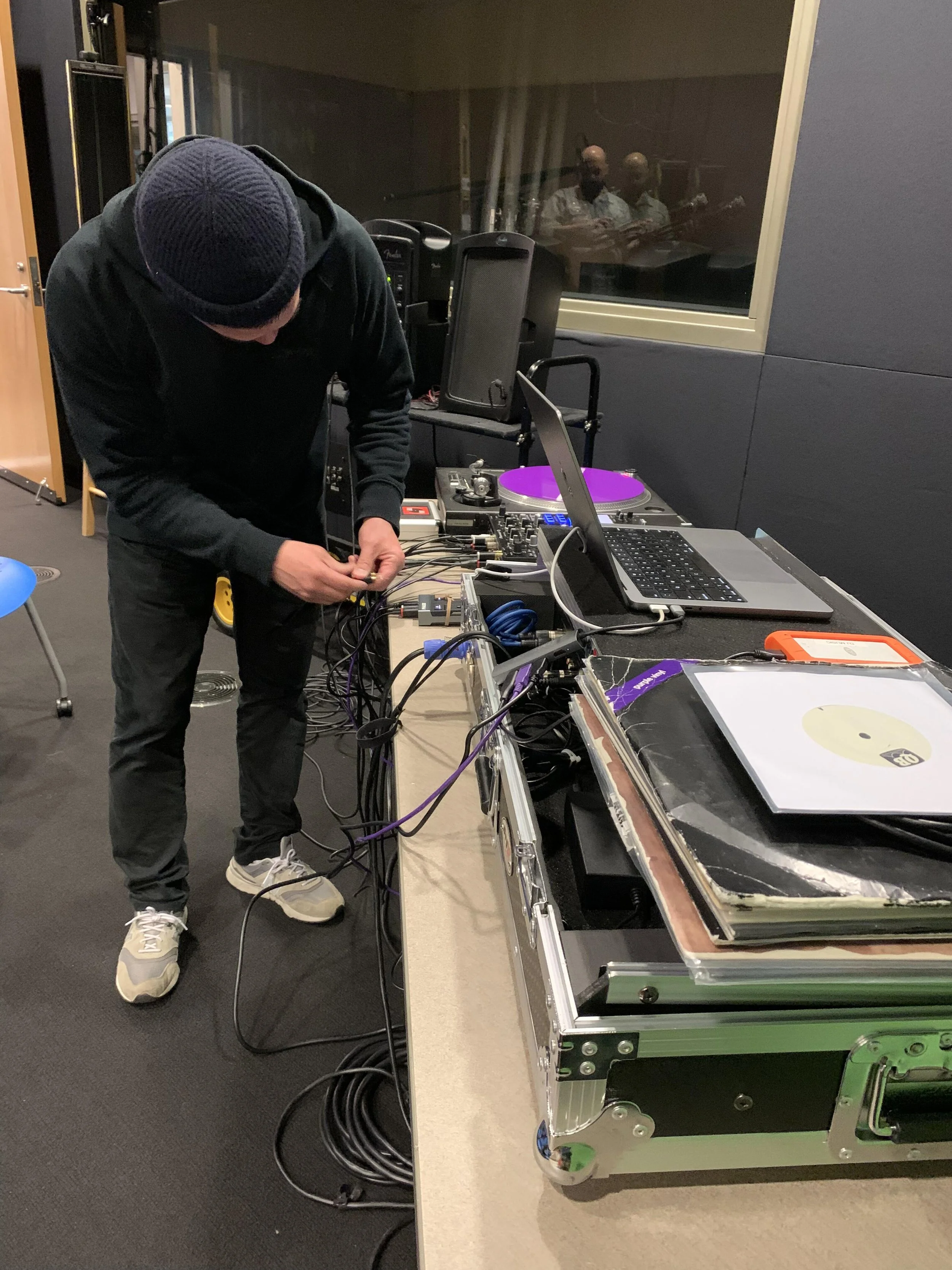 04.22.26 SEATTLE CREATES x Seattle University The Creative Exchange Analog to Algorithm w Brian Rauschenbach DJ Nostalgia B pc Olivia Neal Howel (6).jpg
