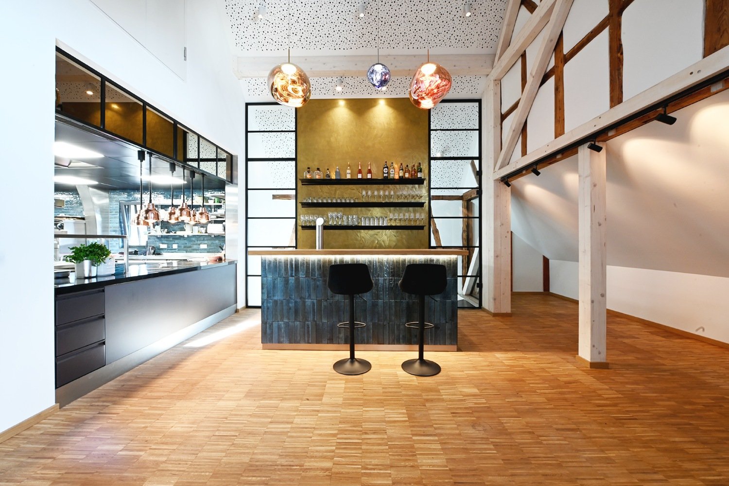Bistro_06_new.jpg