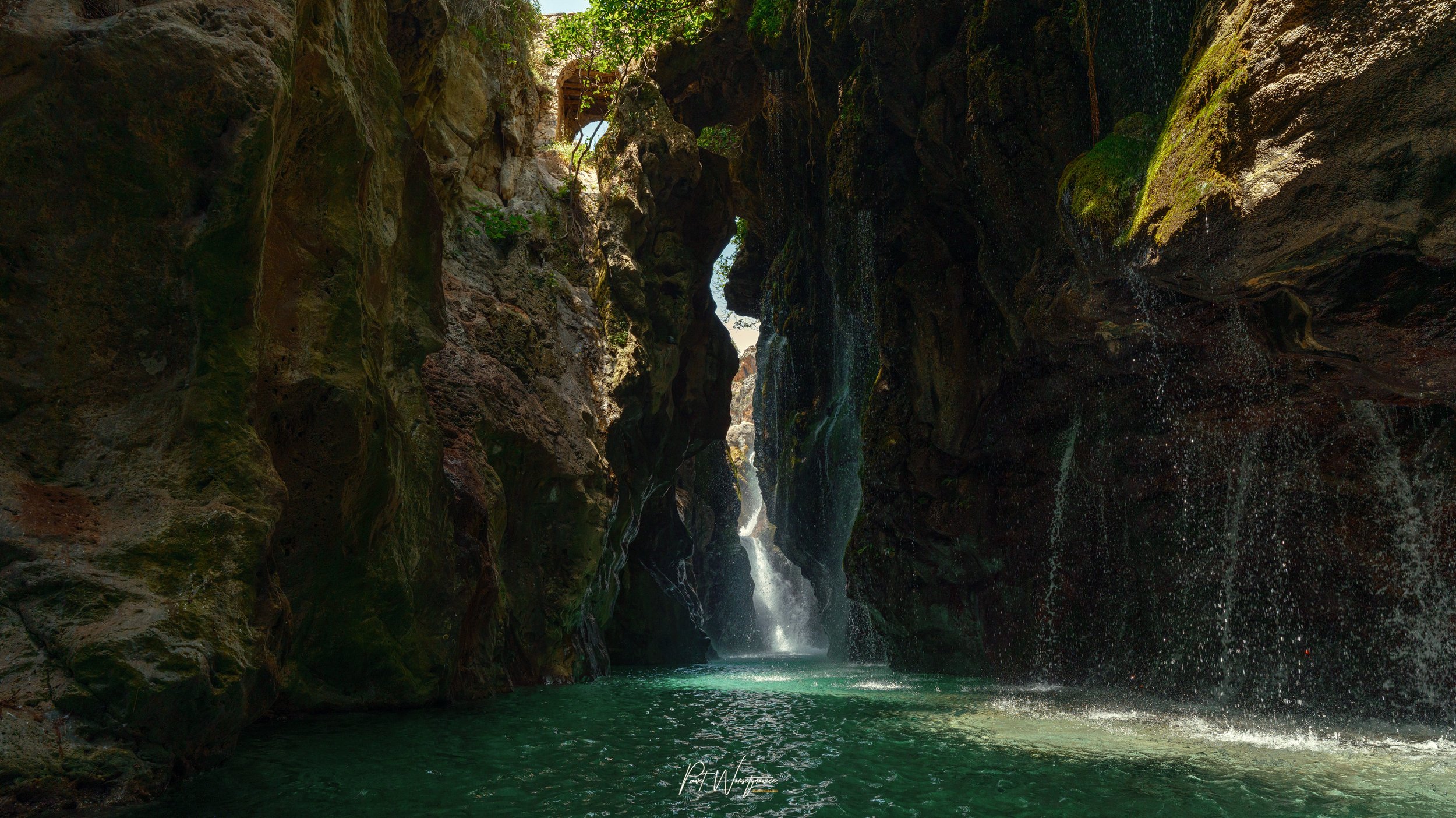 Poznaj południową Kretę - jezioro Kournas, Preveli Beach i zachód słońca na północy.