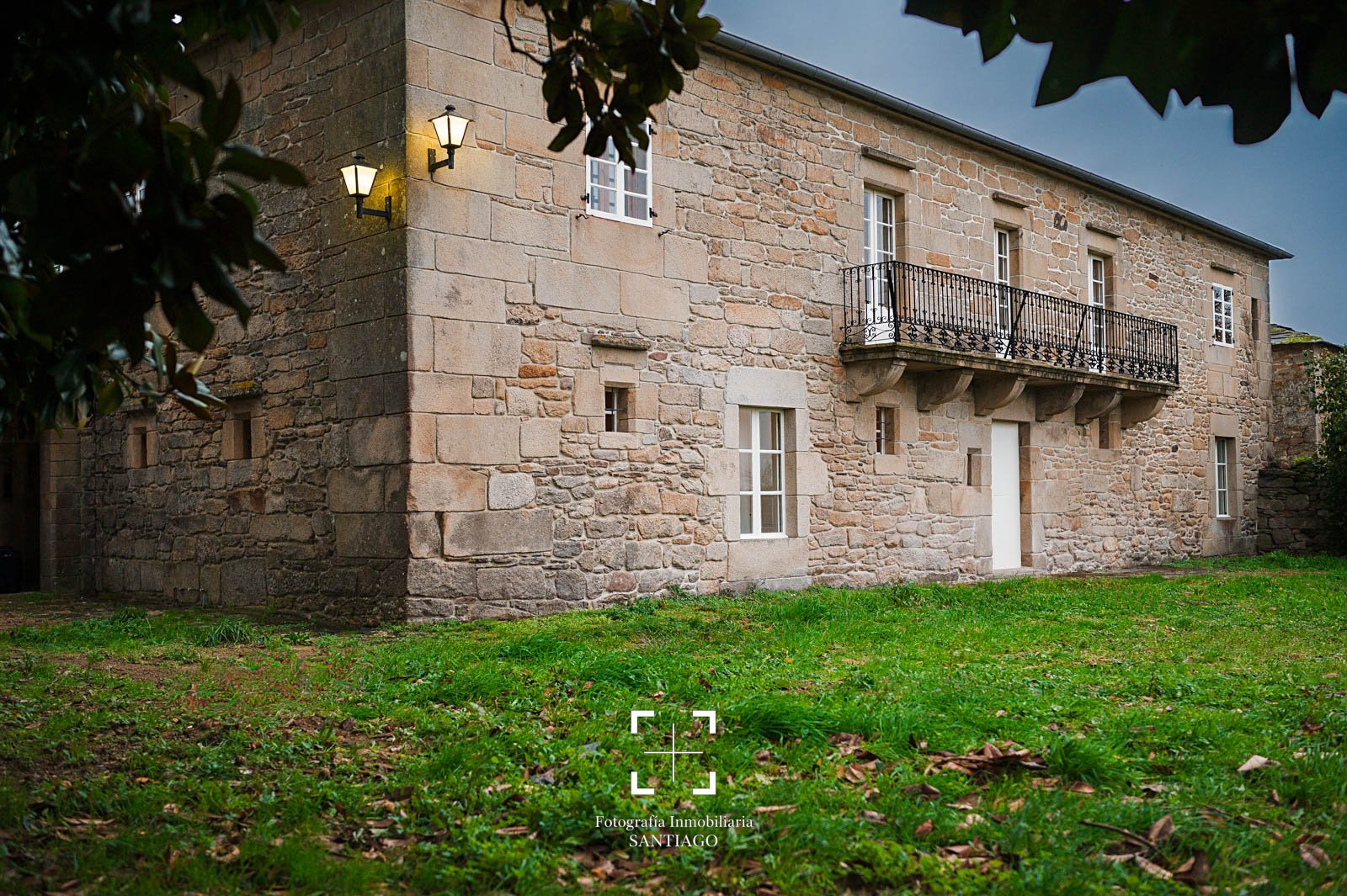 Fotografía profesional de interiores de hotel rural en Galicia