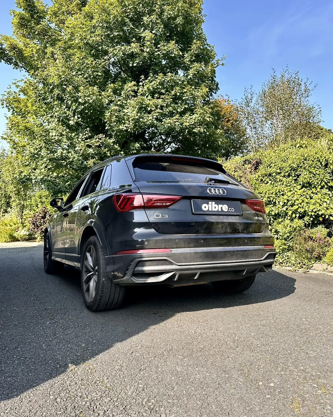 Another returning customer, we fitted the Q200 Dashcam kit recently and have returned for our Reversing camera with Dynamic Lines.

Great kit that displays on the standard OEM screen.

For any reversing camera solutions make sure to get in touch for 