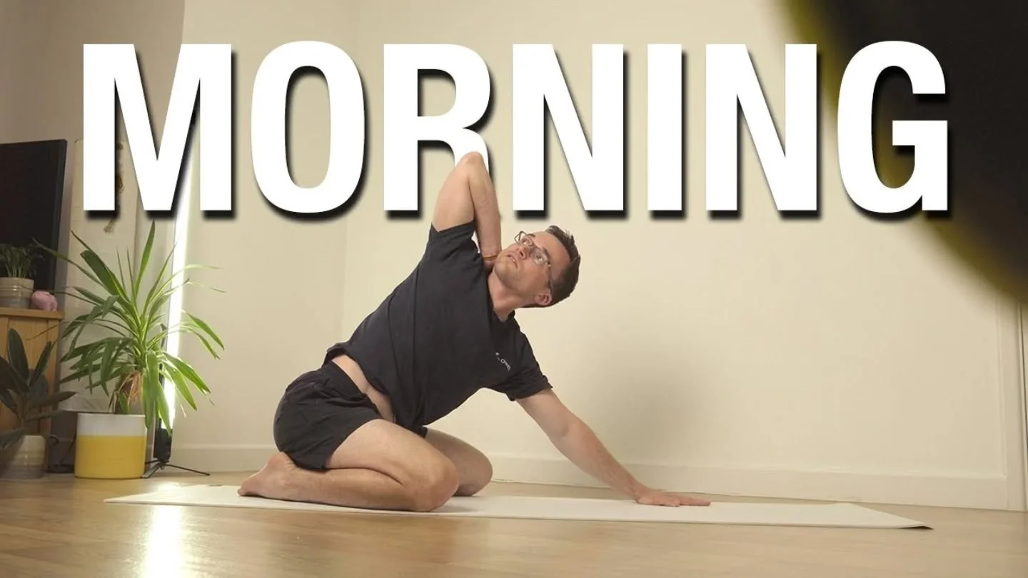 A quick morning routine to wake up your back and hips! 

What do you want from these videos? Quick Classes to fit around a busy life? Pose breakdowns? Longer classes? Something else entirely?

Let me know!