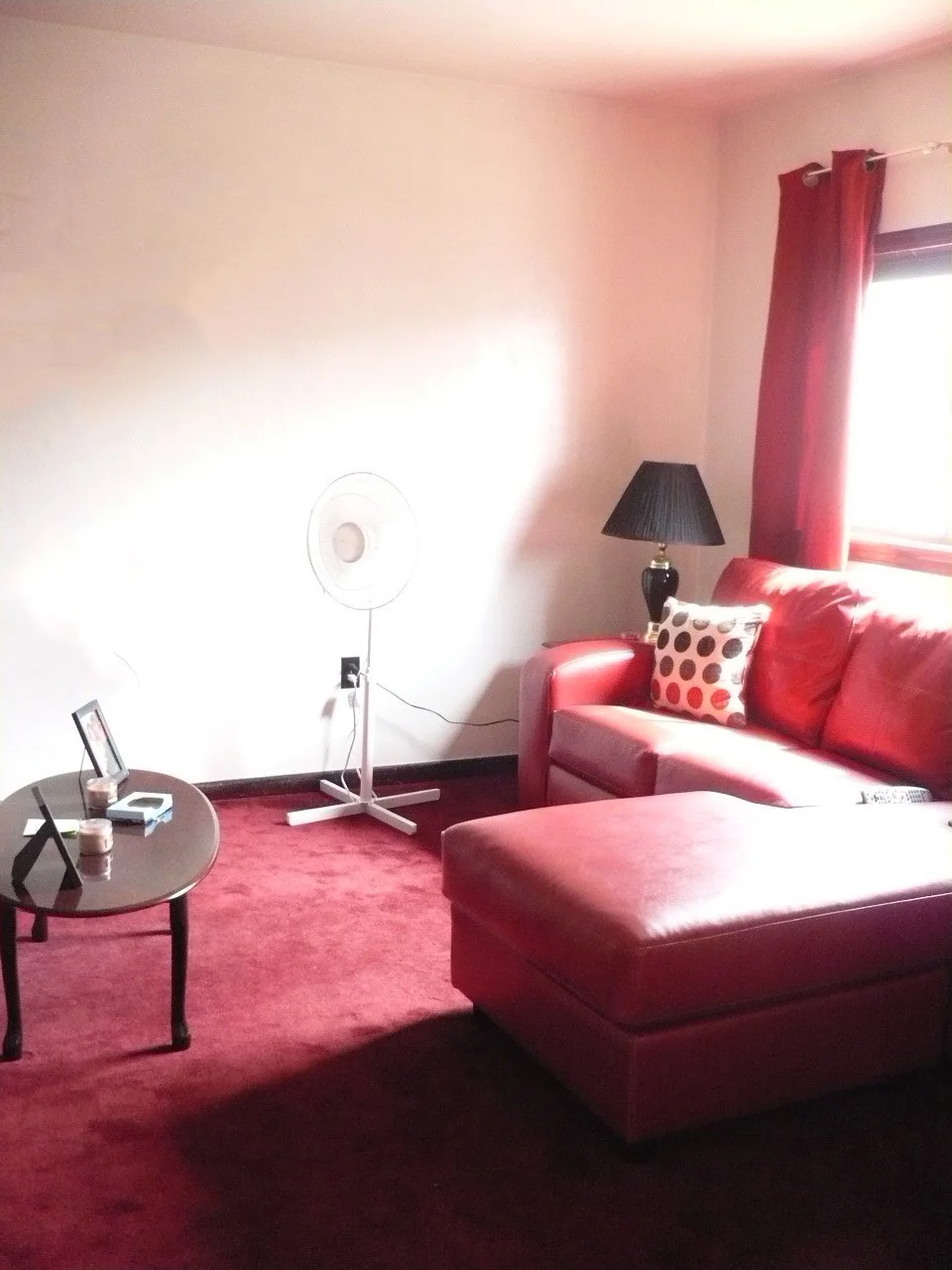 3living room2.jpg