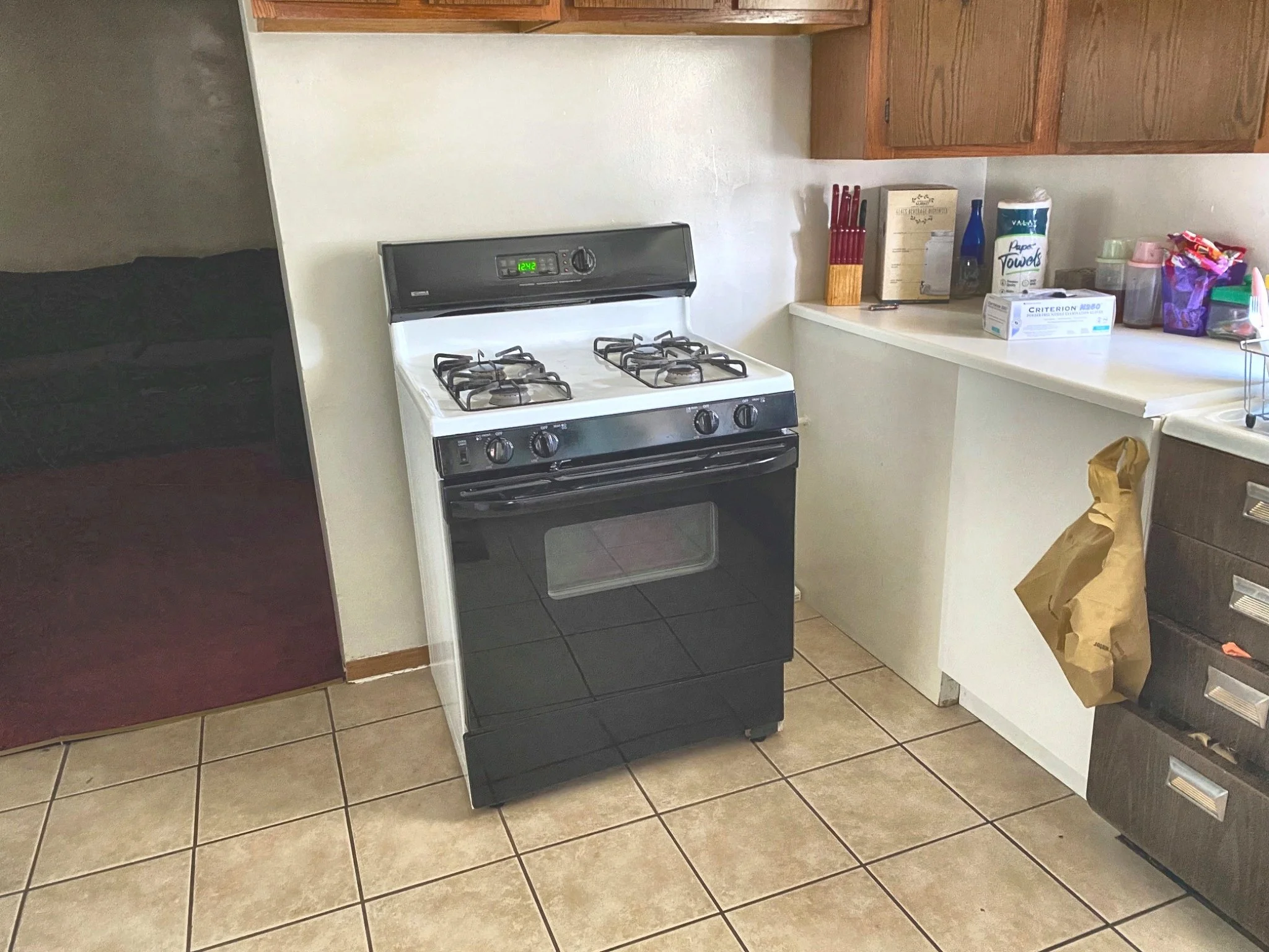4 kitchen 2 - brighter.jpg