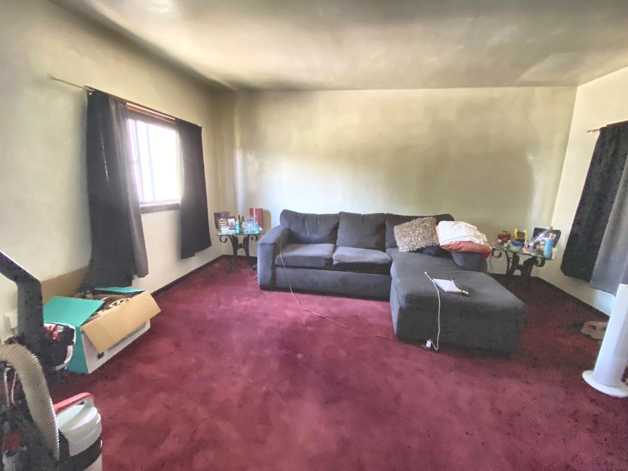 9 living room - brighter.jpg