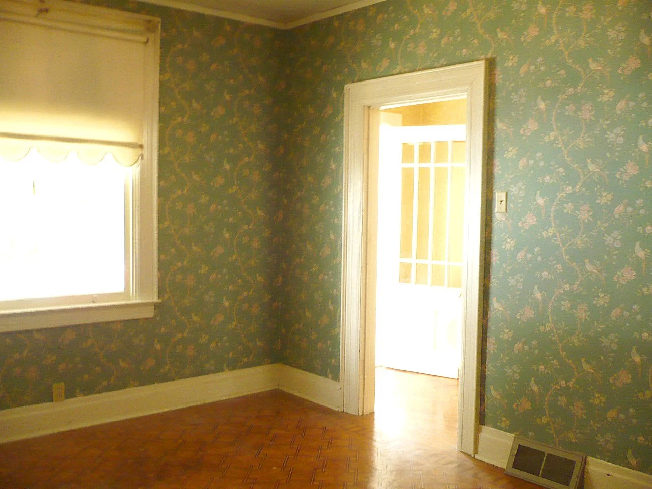 3living room.jpg