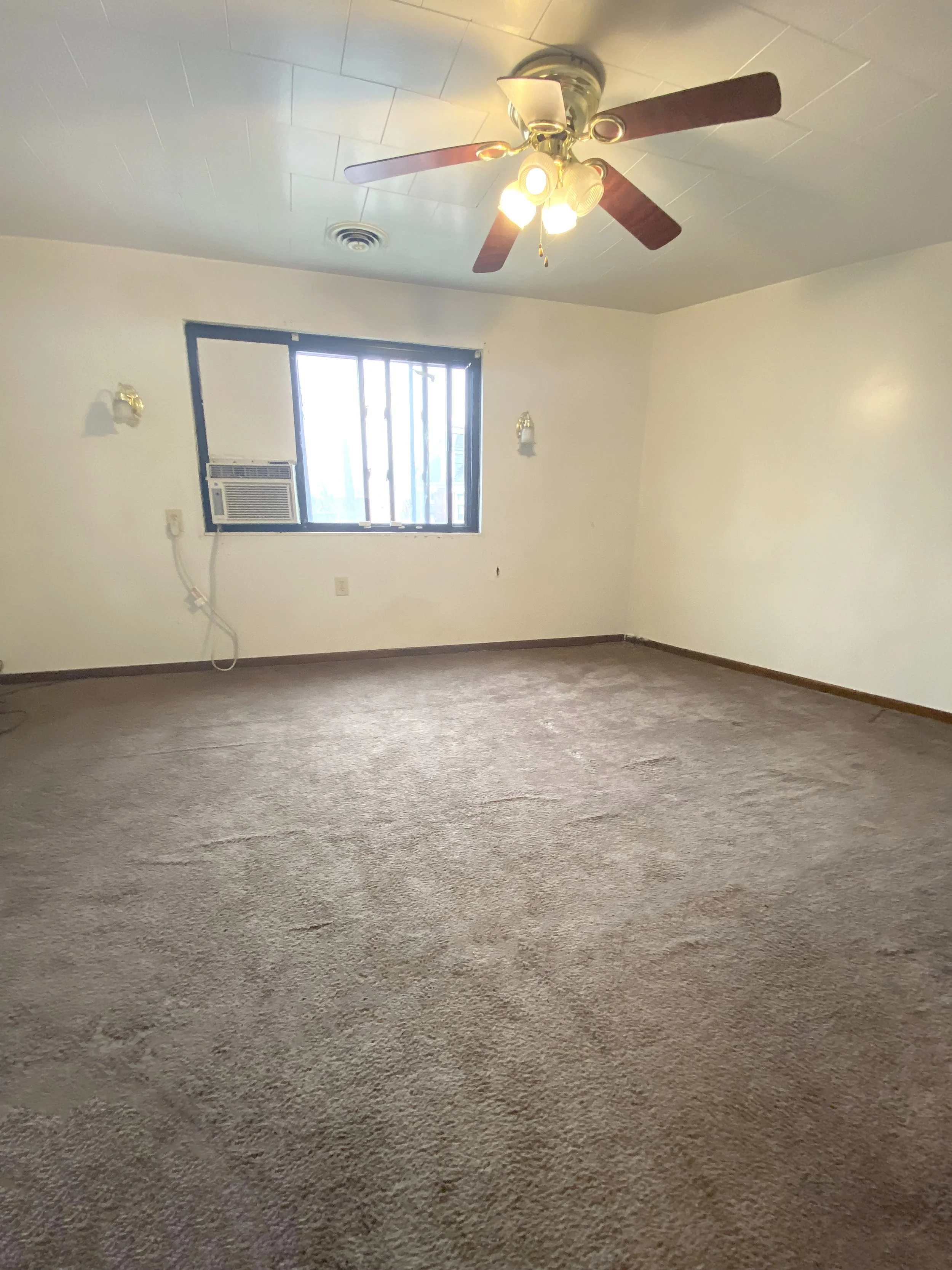 bedroom.jpg