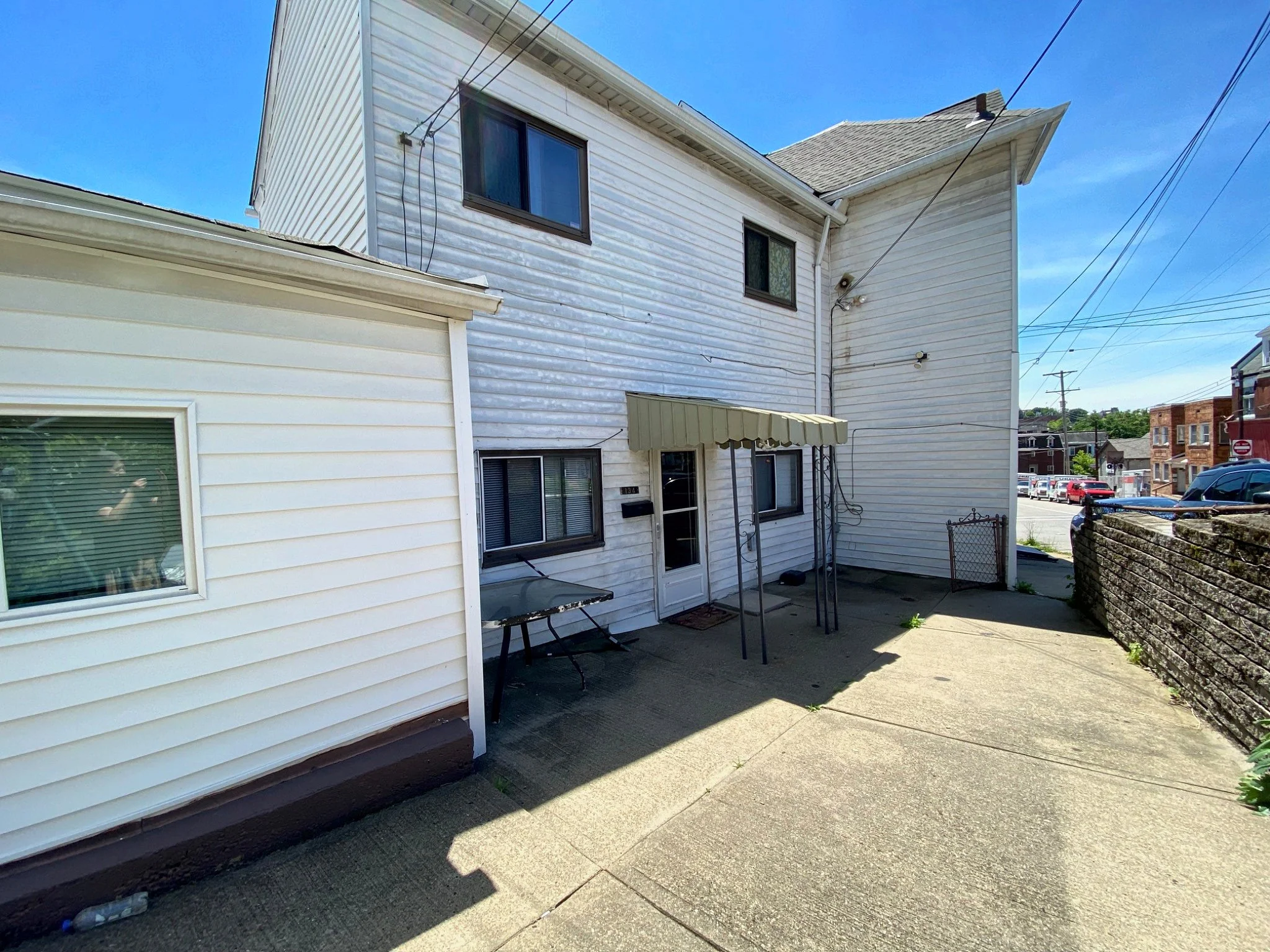 IMG_7576_FSBO.jpg