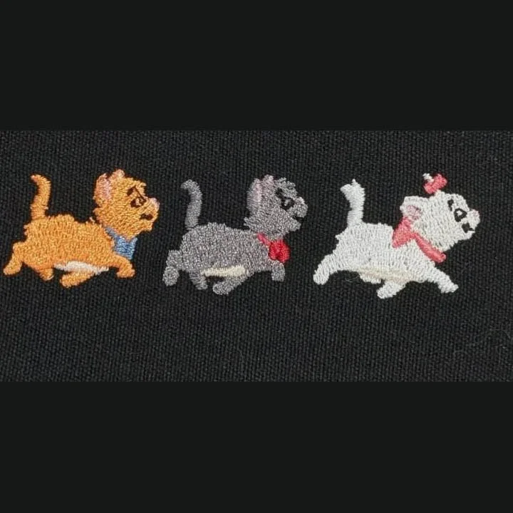 cats embroidery detail.jpg