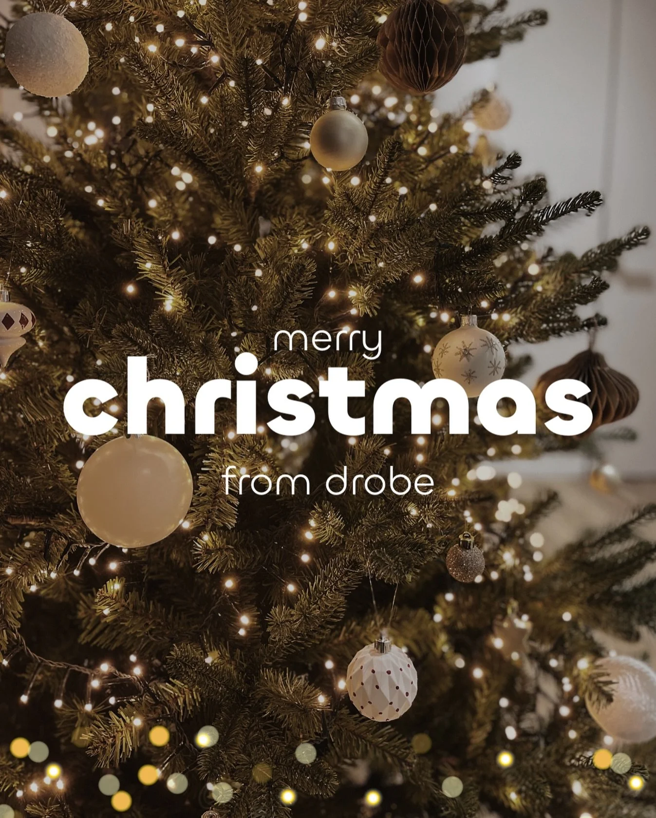 Merry Christmas from drobe✨

Thank you for being part of our world this year. For the ideas, the trust, and the love of good design.

Here&rsquo;s to warm homes, calm spaces, and a very exciting year ahead.
 See you in the new year ❤️