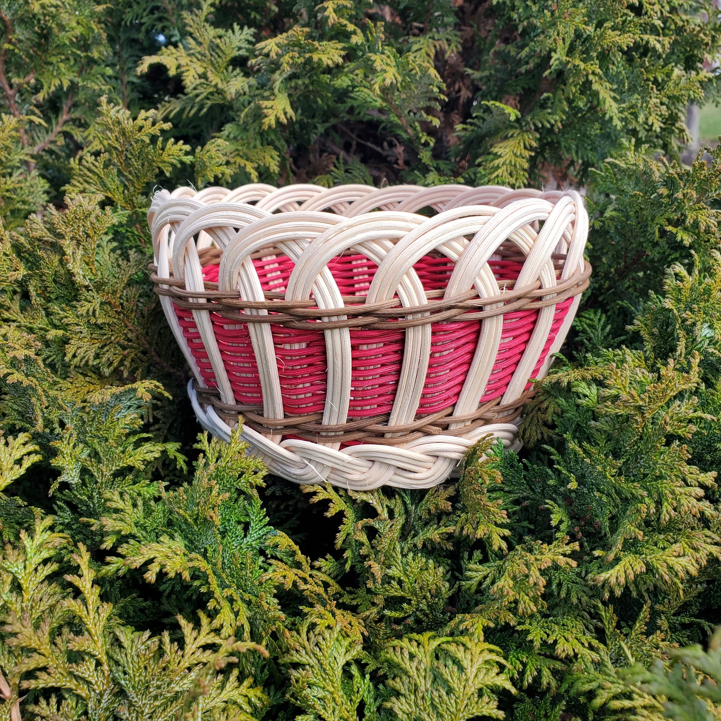 Viche round reed pattern