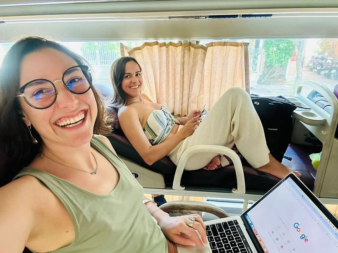 Holiday Spirit, Nomad Style