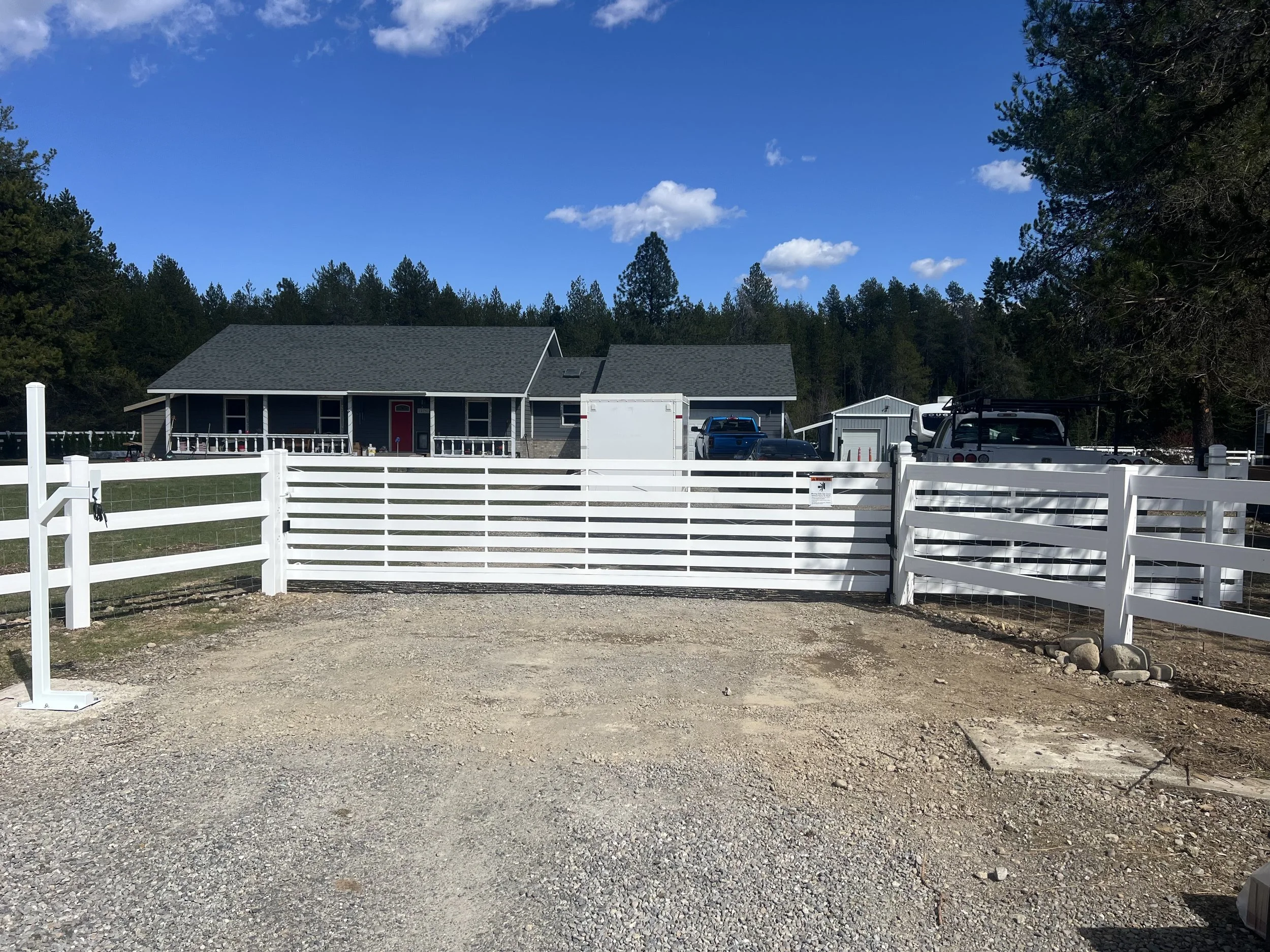 White PV Single Drive Gate Automated 1.jpg