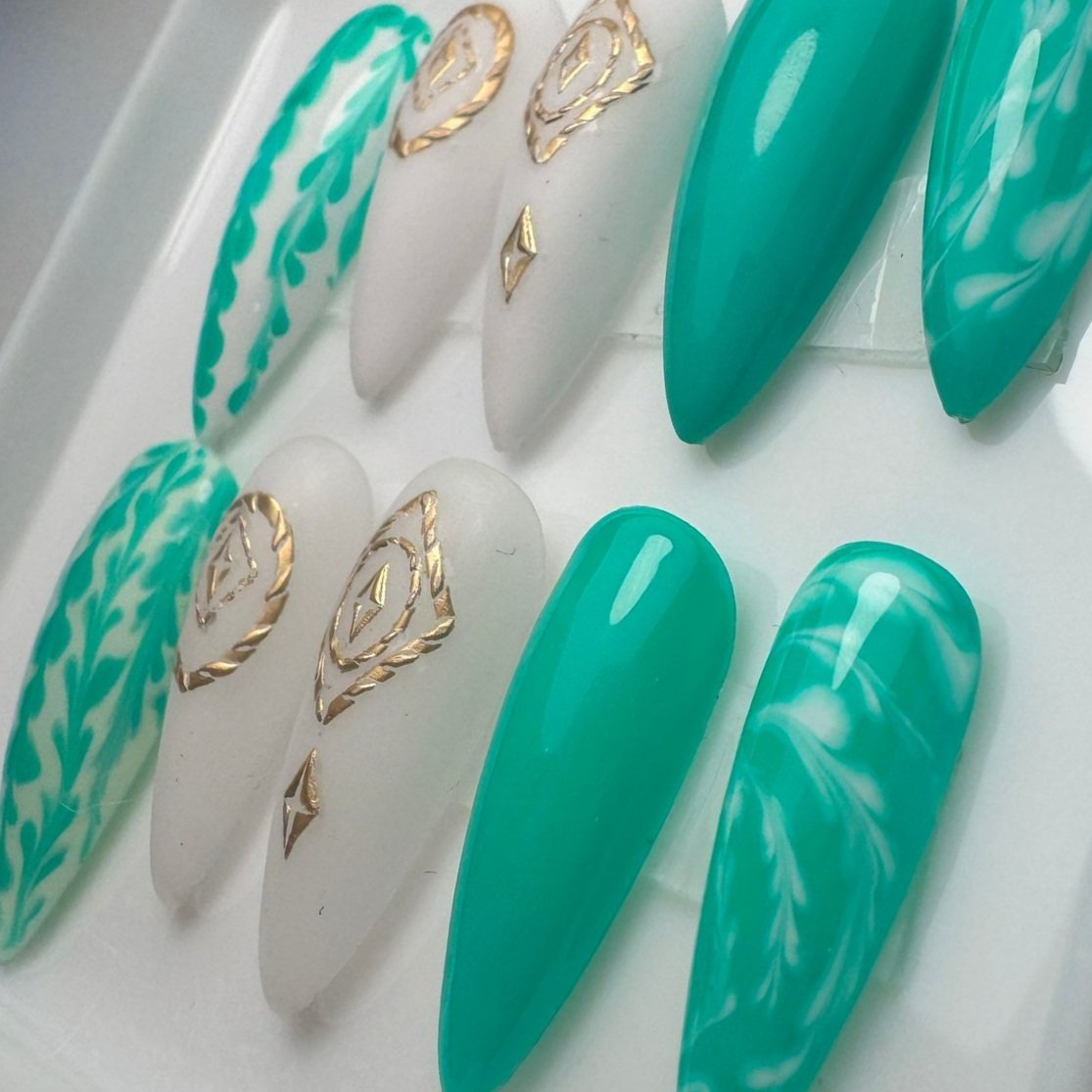 Press on Nails Green Tropical Queen - On It Nails