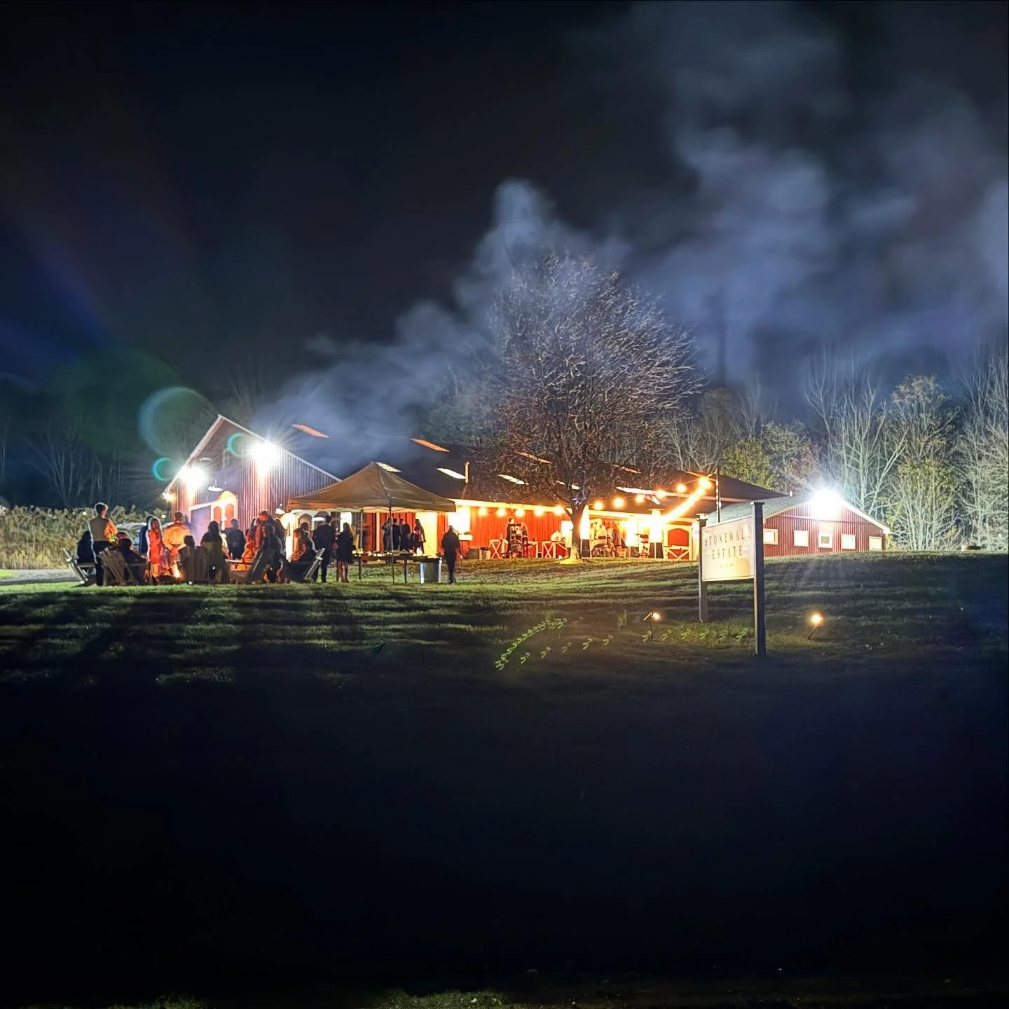 Late night s&rsquo;mores @stonewallestate
