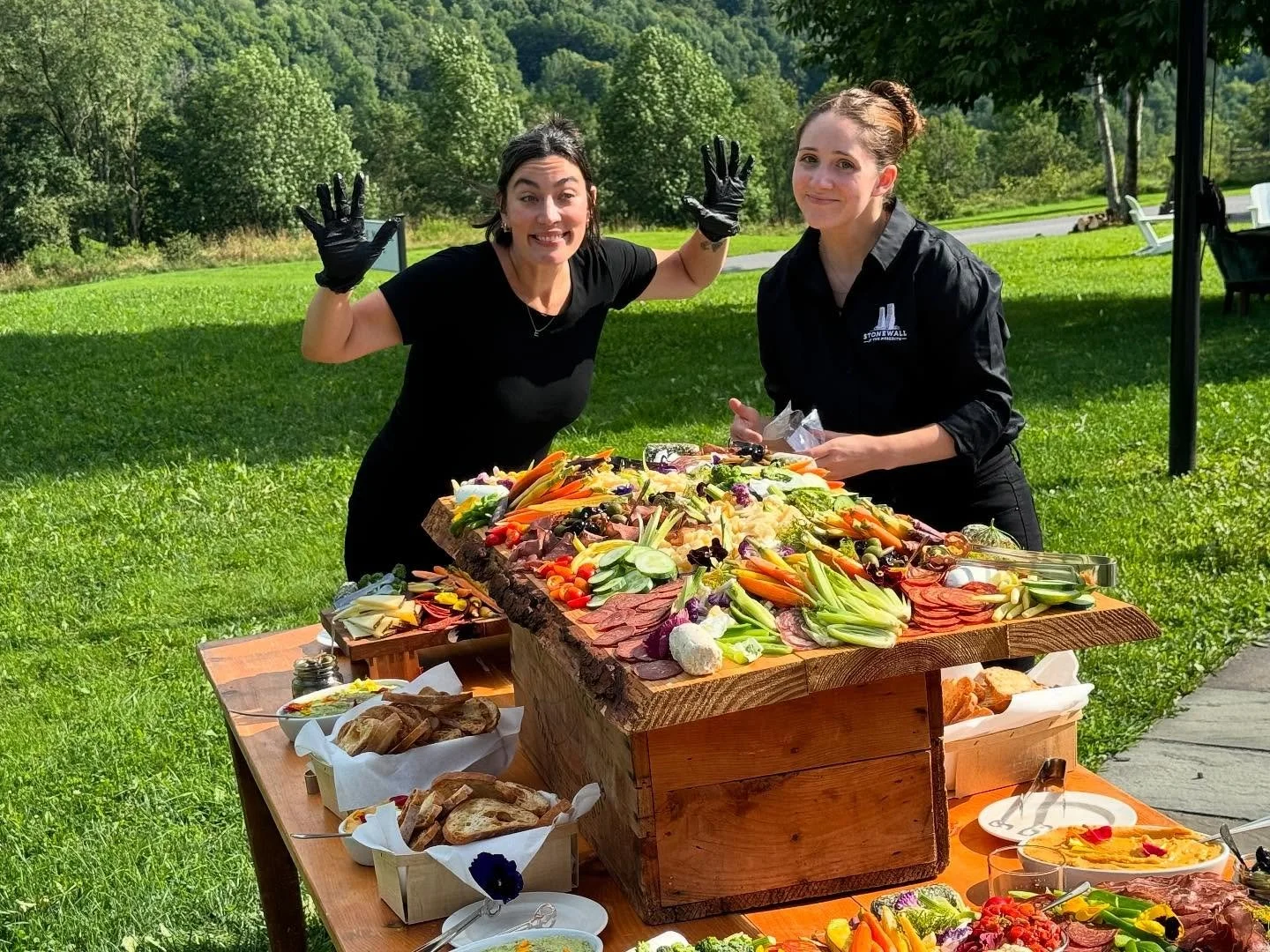 Summer grazing table? Always the best day @stonewallestate