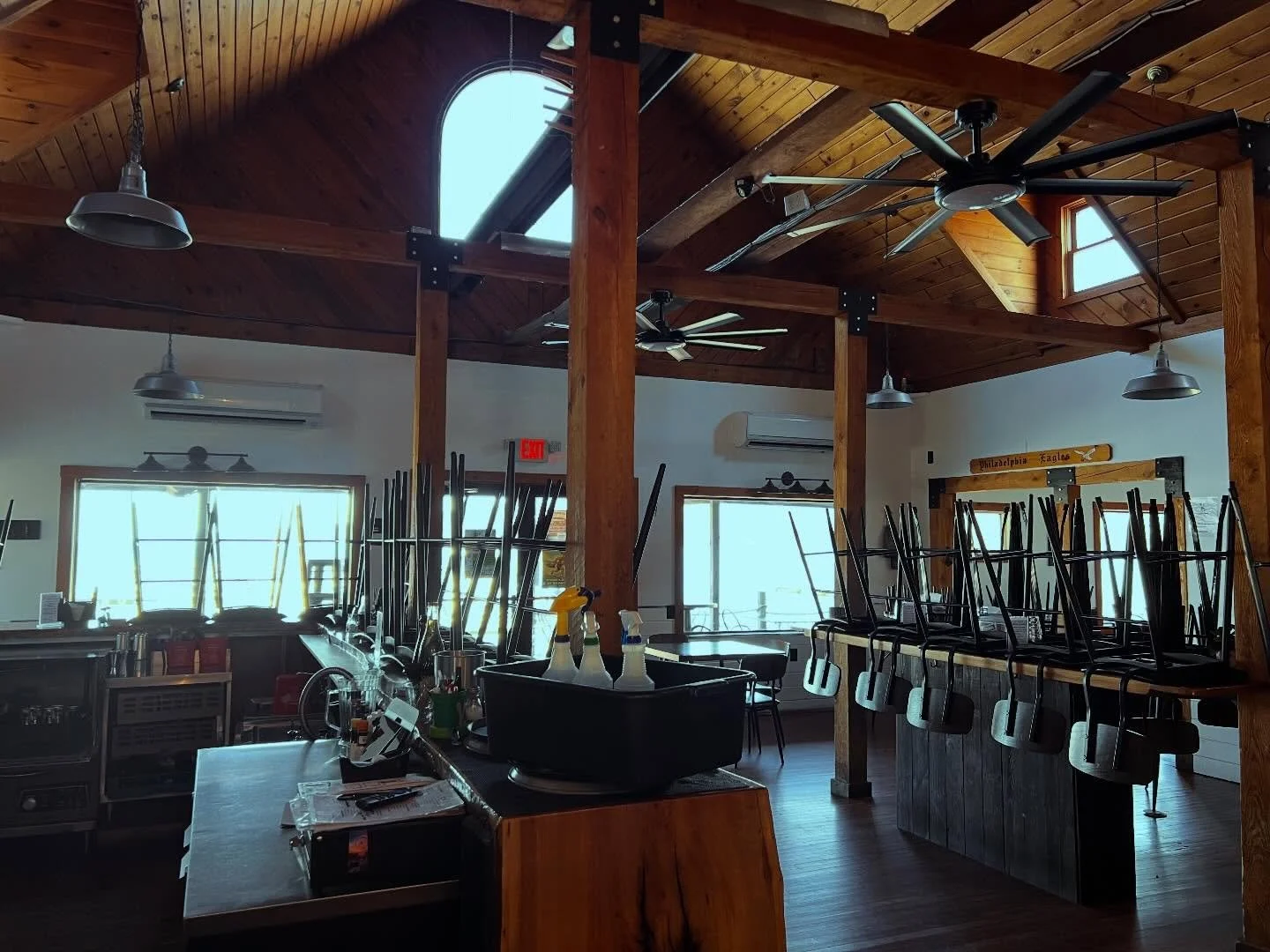 Calling all local artists 16yrs old and beyond! We&rsquo;re looking for one creative soul to bring the legendary Seneca Sea Serpent out of the depths and onto the walls of Lucky Hare Brewing Bar &amp; Grill 🌊

Ever since the famous 1899 sighting&mda