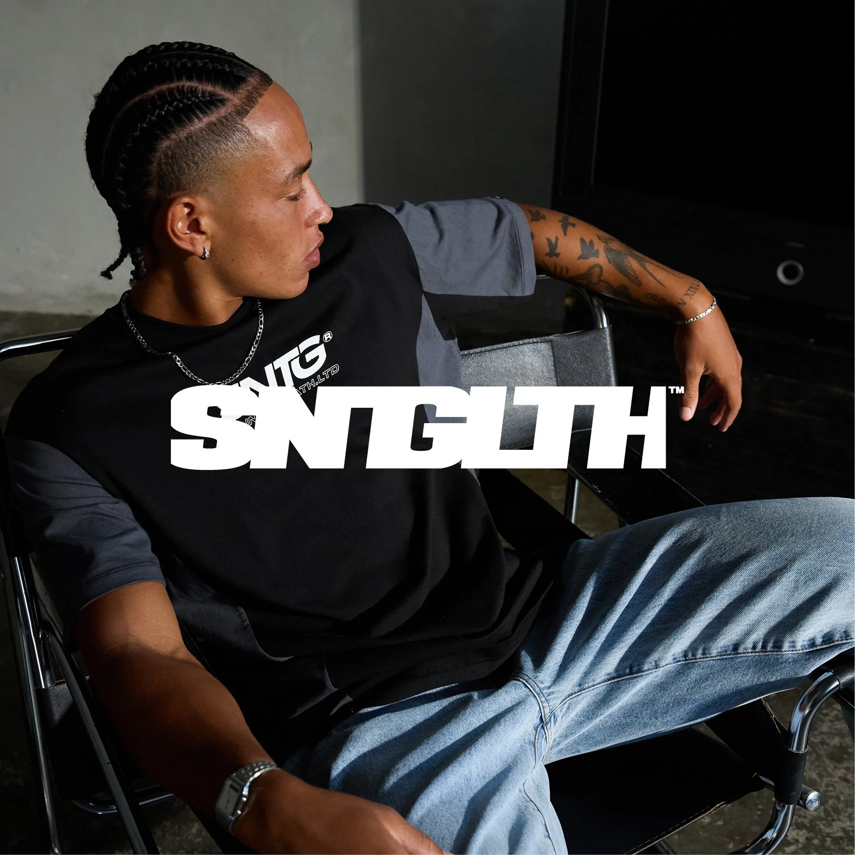 Brand Squares_AU266.jpg