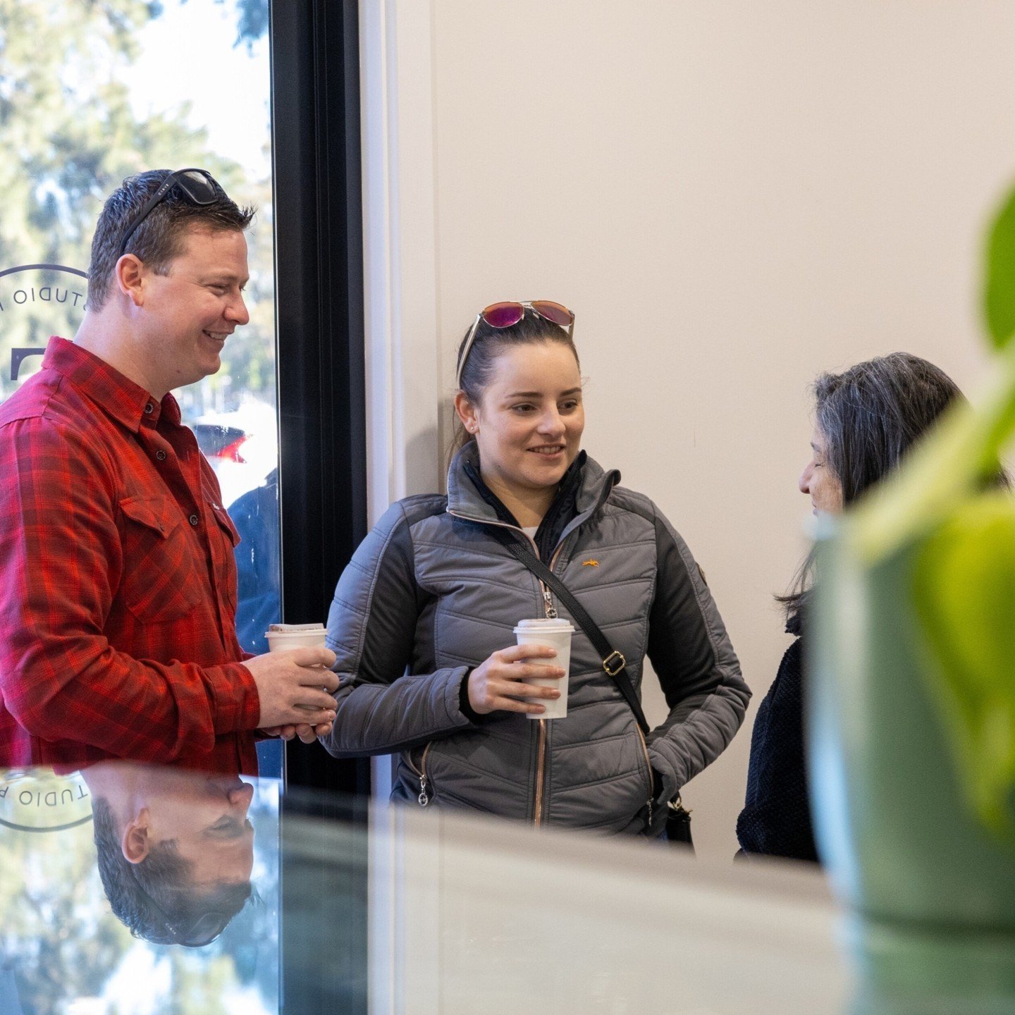 Community, connection, friendship, this is what we are about at Extend Studio. We want to create a space for you to enjoy long, overdue brunch with loved ones, so text your special person and schedule a catch up for the weekend 💚
☕️ today, 7am-2pm
?