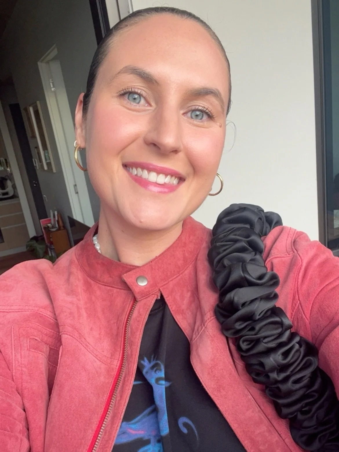 A few snaps from a wholesome weekend away 💙
Spending time with loved ones, swimming in the ocean, delicious food &amp; wine, board games, fire places and supporting our fave local businesses 🫶