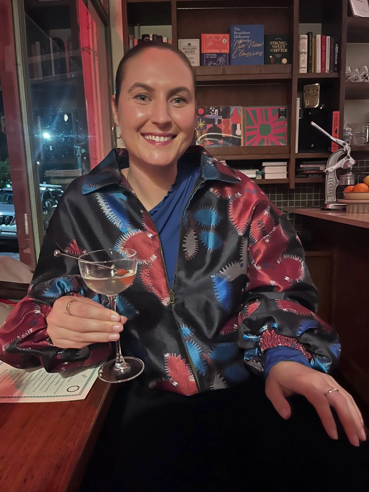 A cute weekend 🍒 

~ celebrating @bar.bellamy 3rd birthday 🎂 
~ Lewis being gorgeous on the decks
~ Record Store Day - seeing The Gnomes play 
~ friends being adorable 💙
~ killing it at pool - somedays I play like trash, but I was having a geeeeee