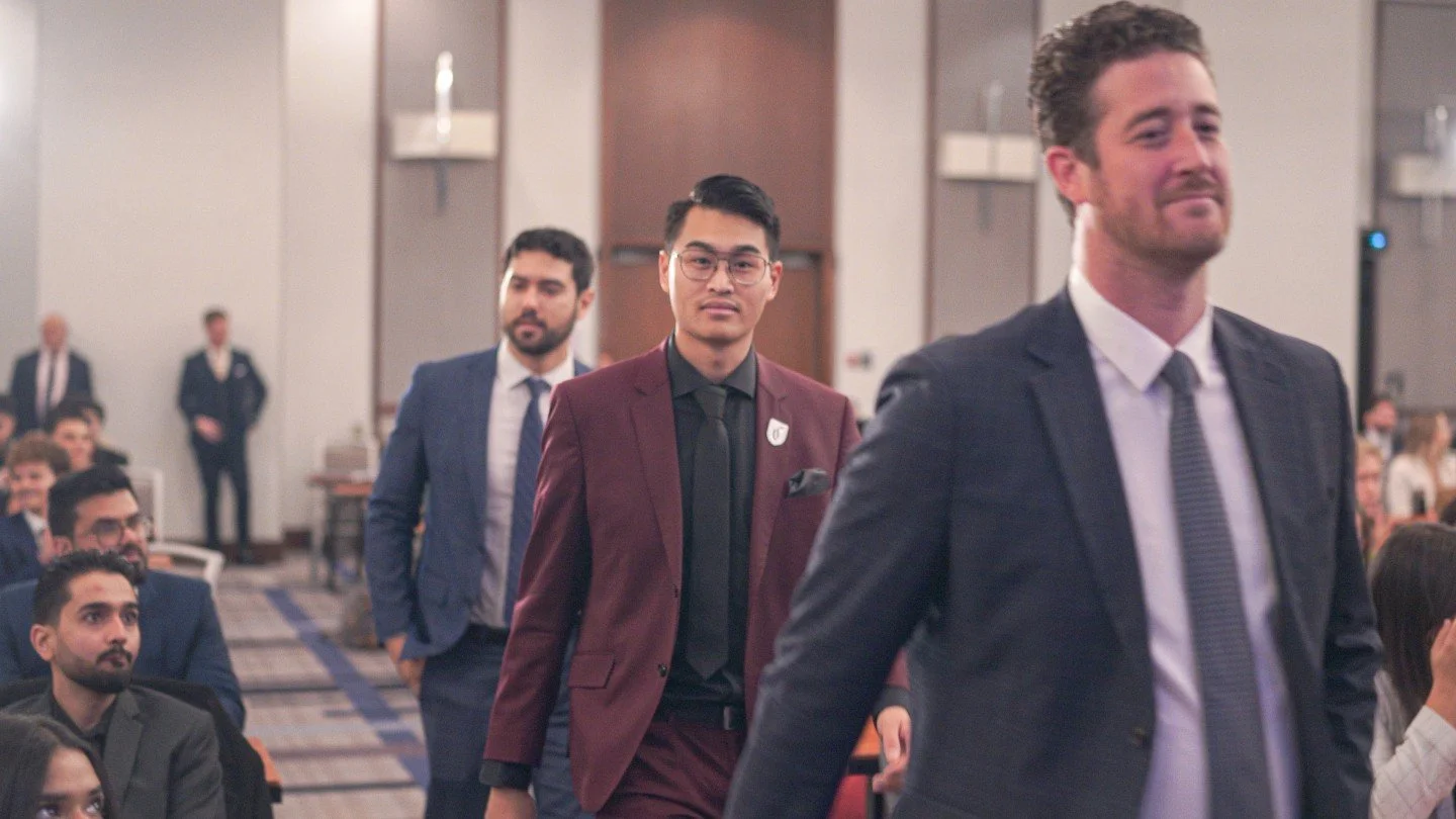 🏆 Success is not about competing with others; it's about competing with yourself.

✨ Focus on your growth journey:
🚀Set personal goals
🚀 Celebrate small wins
🚀 Learn from setbacks

#SelfImprovement #GrowthMindset #PersonalDevelopment #BeYourBest 