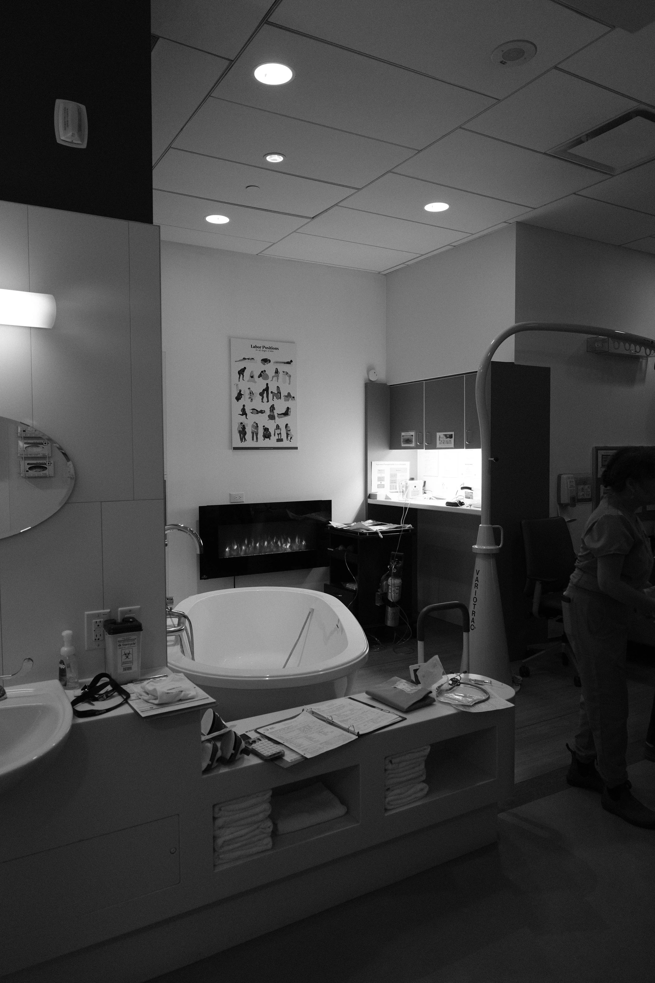 The Toronto Birth Centre has a fireplace and a large bath tub for labour and delivery