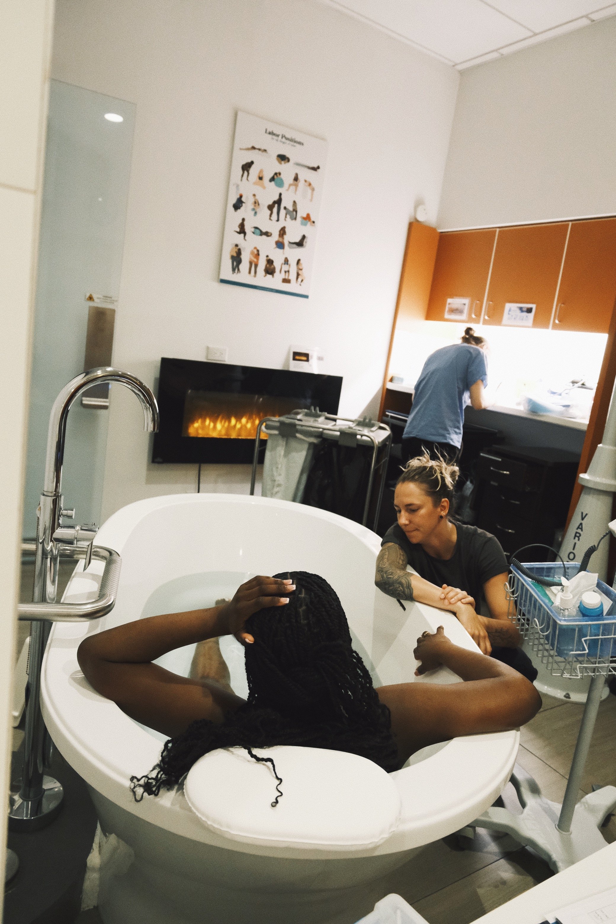 Midwife Collective of Toronto at Toronto Birth Centre with a Doula for a Waterbirth