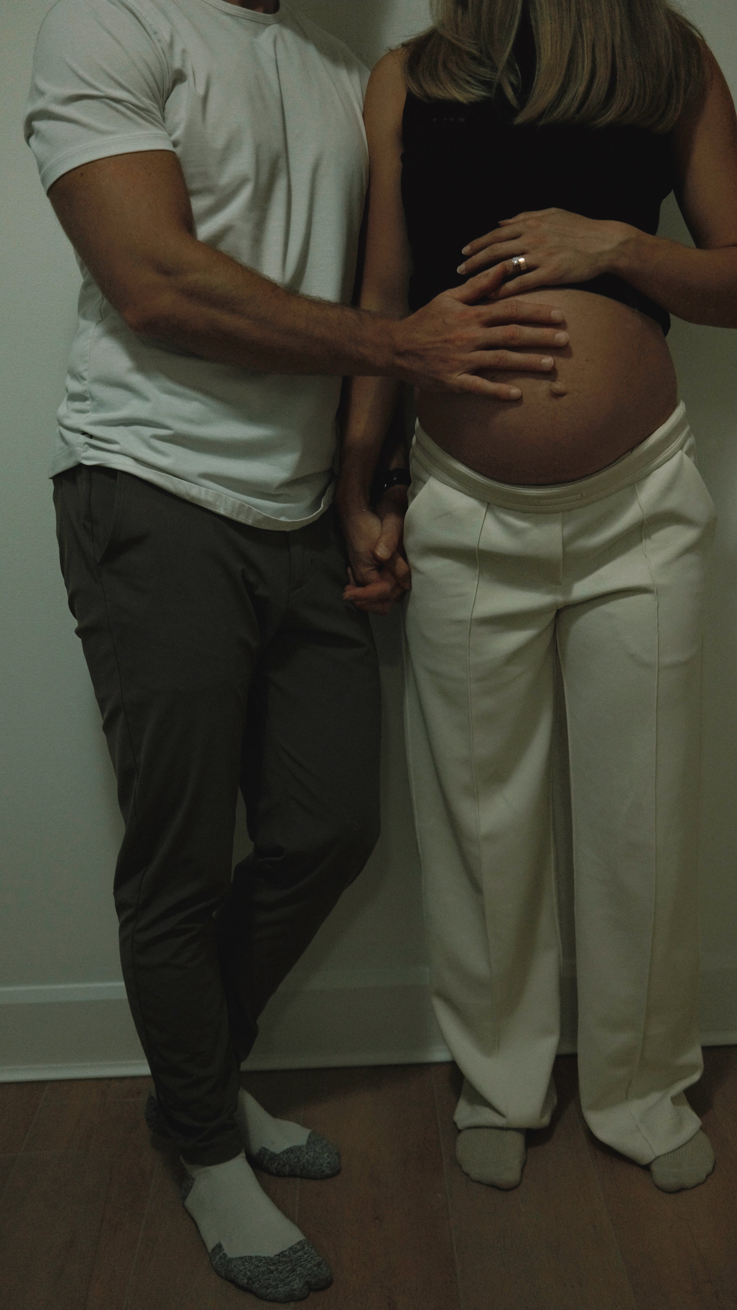 Toronto's Best Maternity Lifestyle Photographer