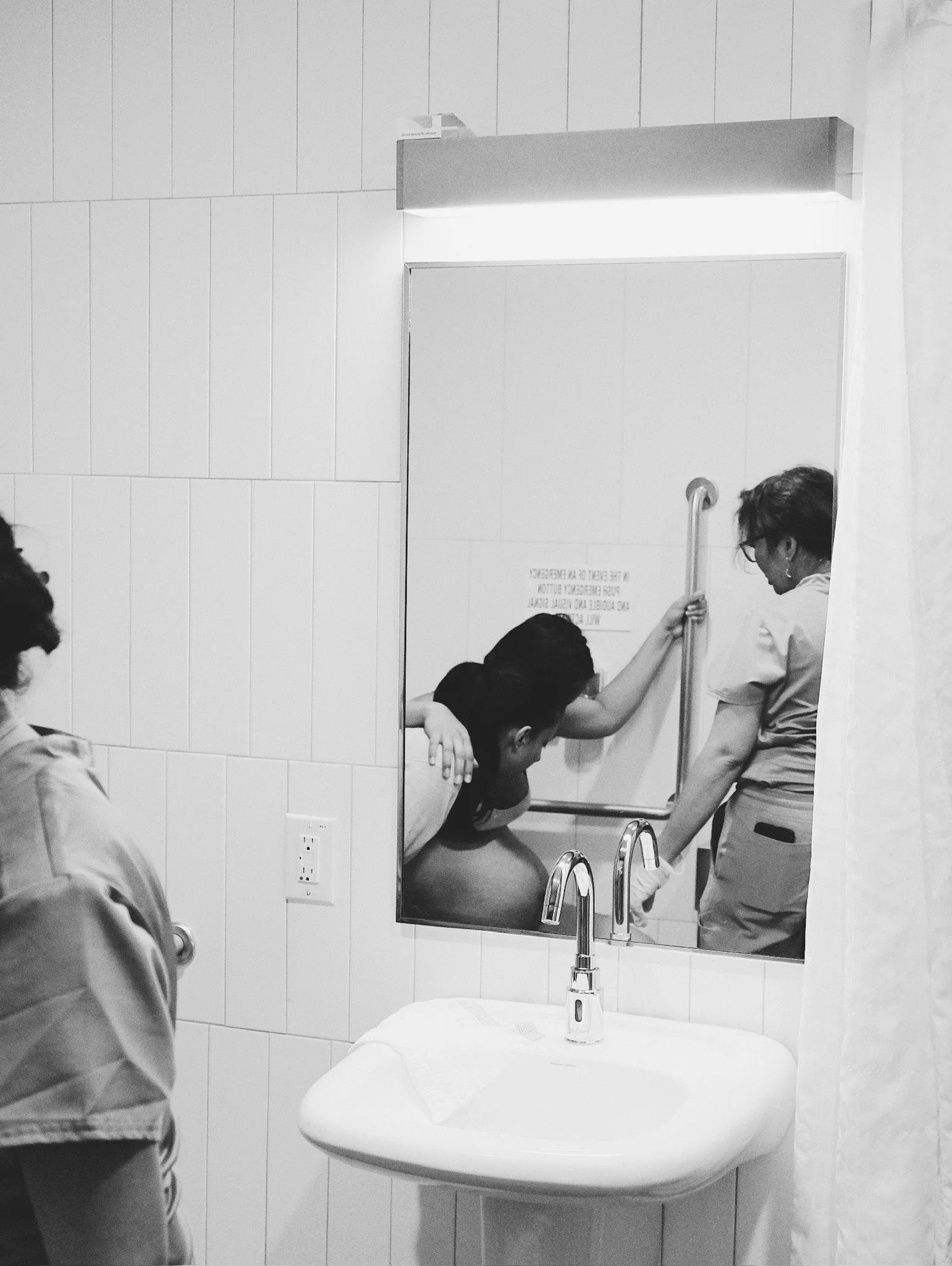 Professional Photography During Labour & Birth in Toronto