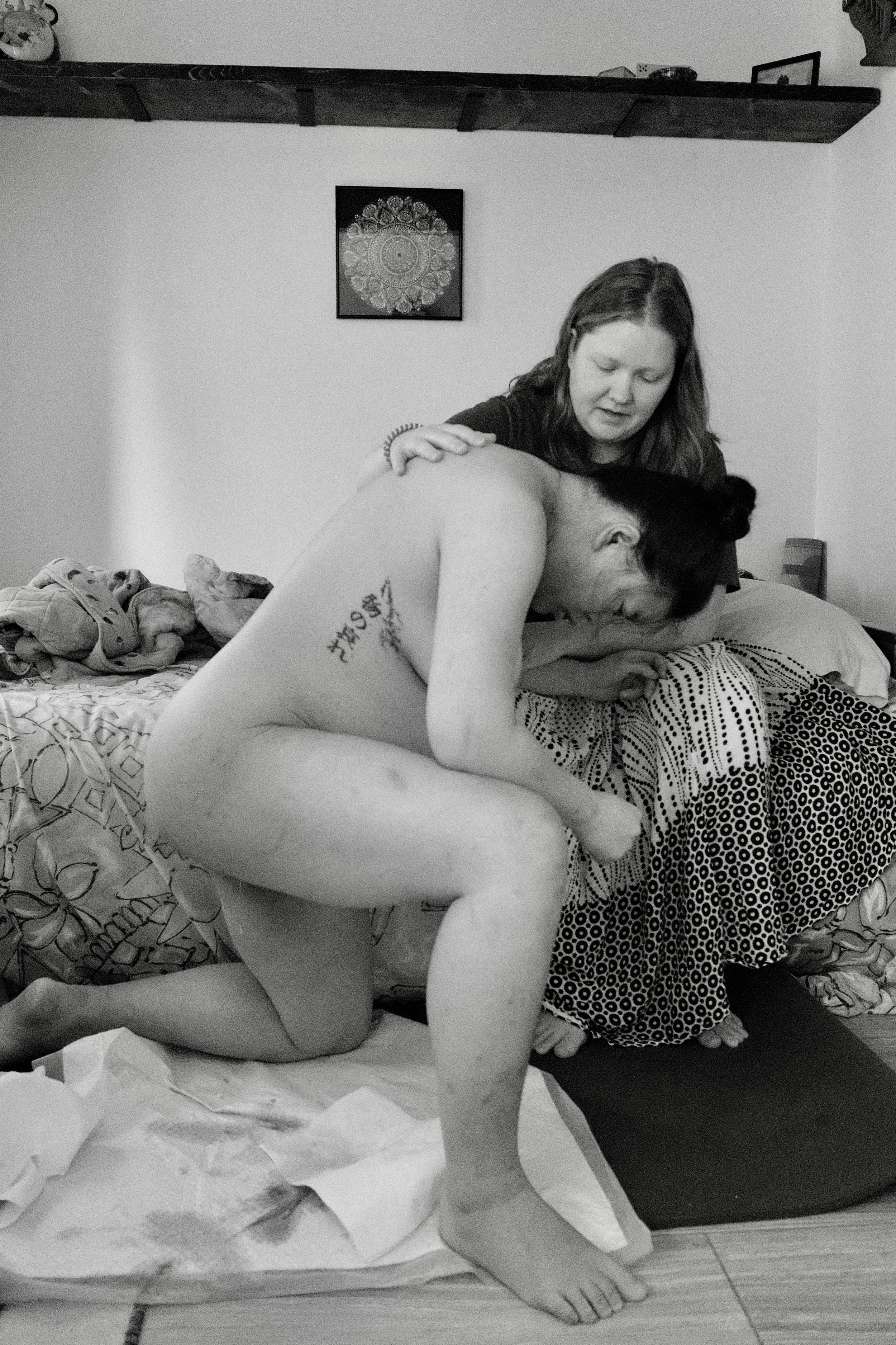 Having a homebirth west end Toronto Roncesvalles community birth worker near me