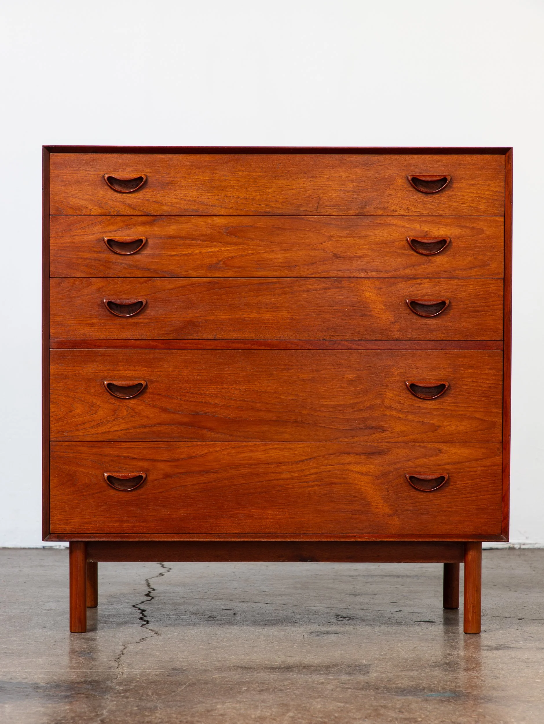 OAM_Peter_Hvidt_Dresser_Number 2-5.jpg
