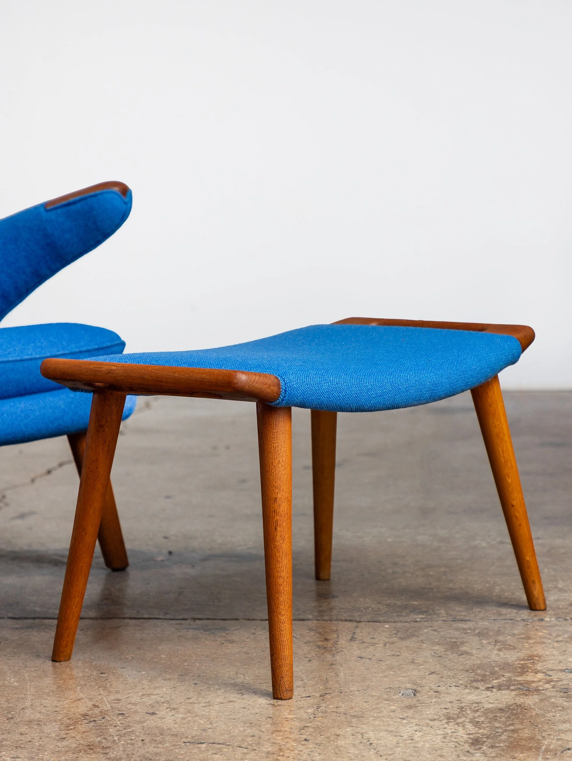 OAM_NYC_Hans_Wegner_Papa_Bear_Chair_Oak-5.jpg