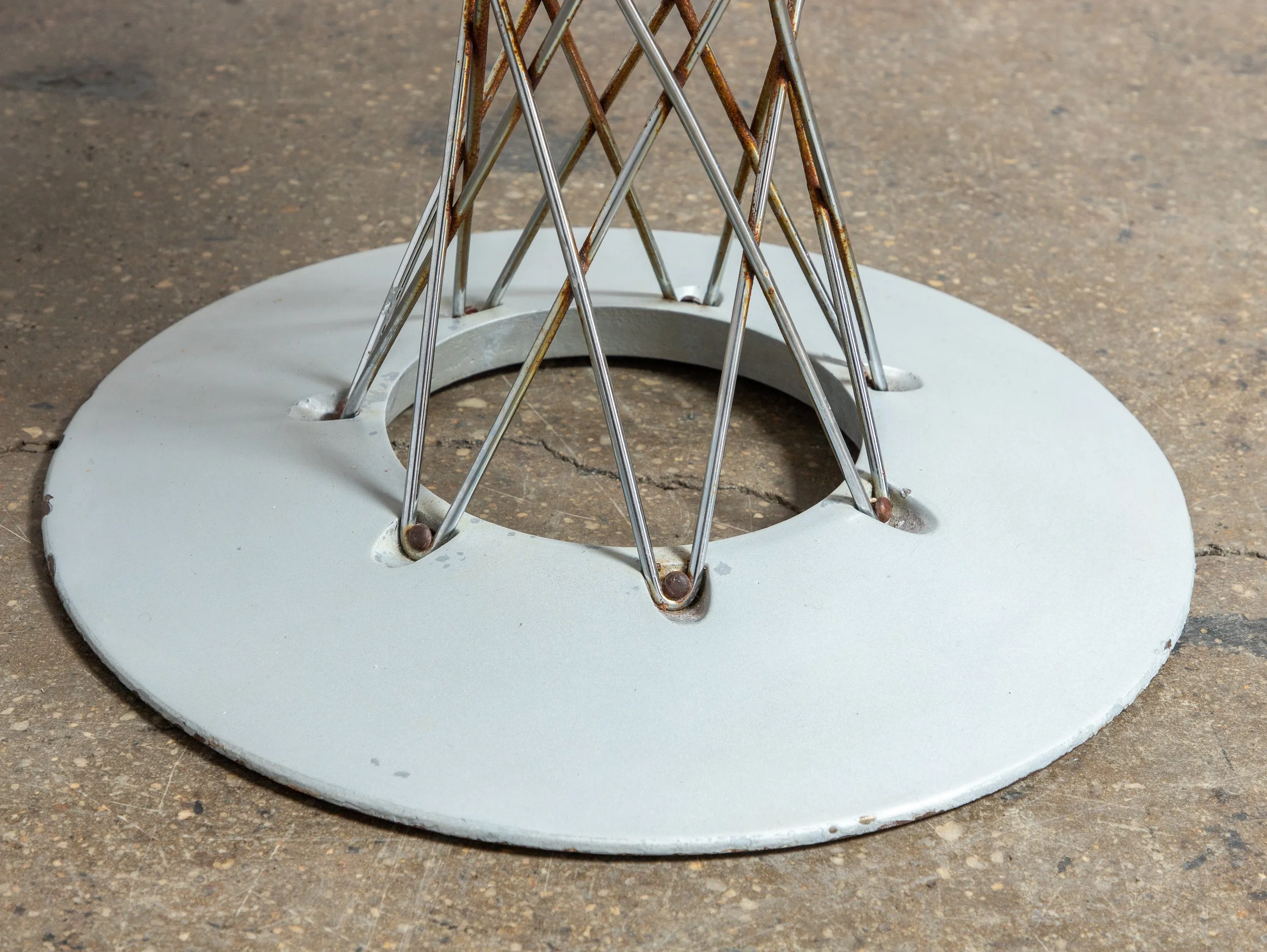 OAM_NYC_Noguchi_Cyclone_Smaller_Dining_Table-16.jpg