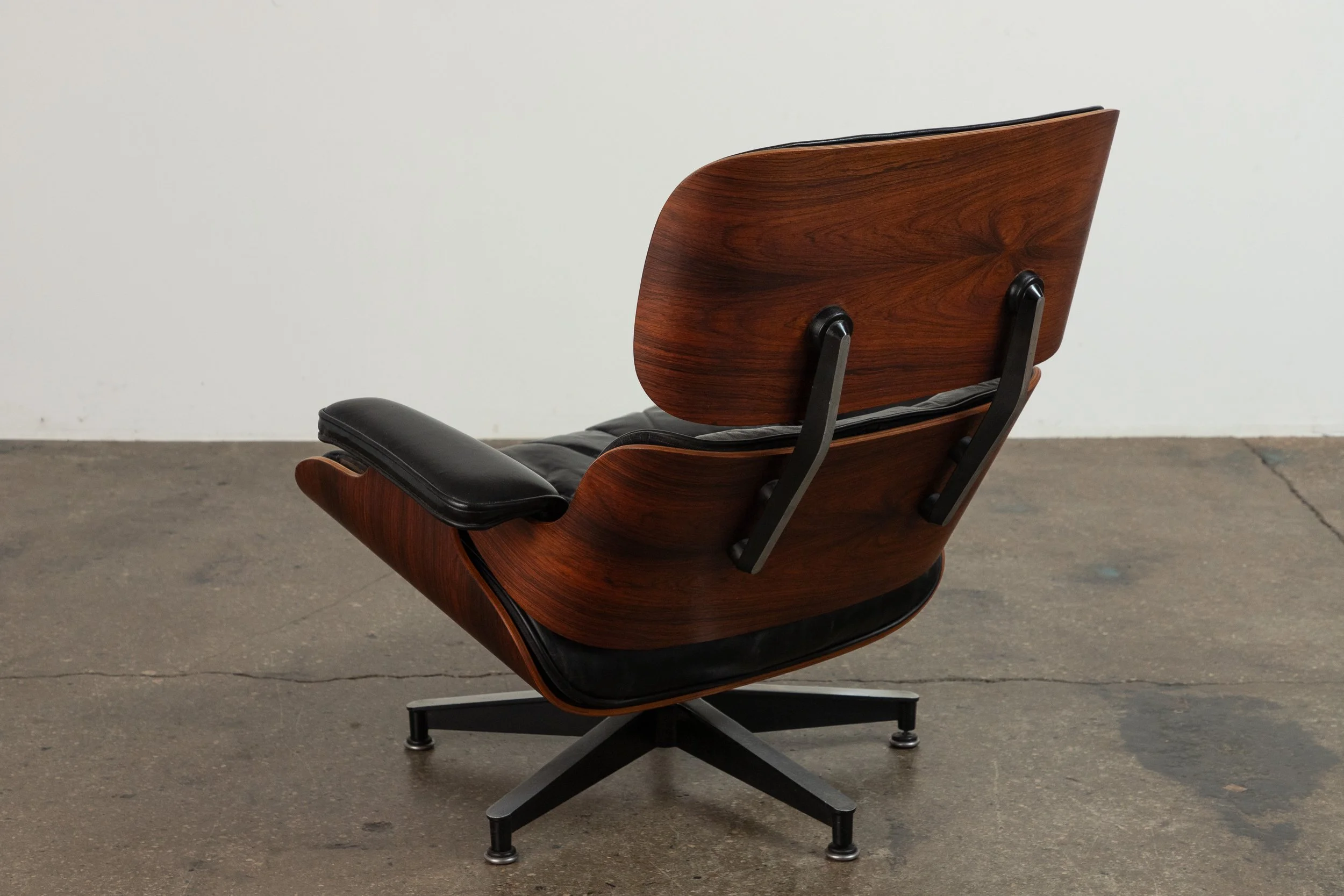 OAM_Eames_Herman_Miller_670_Black_Leather_Lounge_Chair-6.jpg