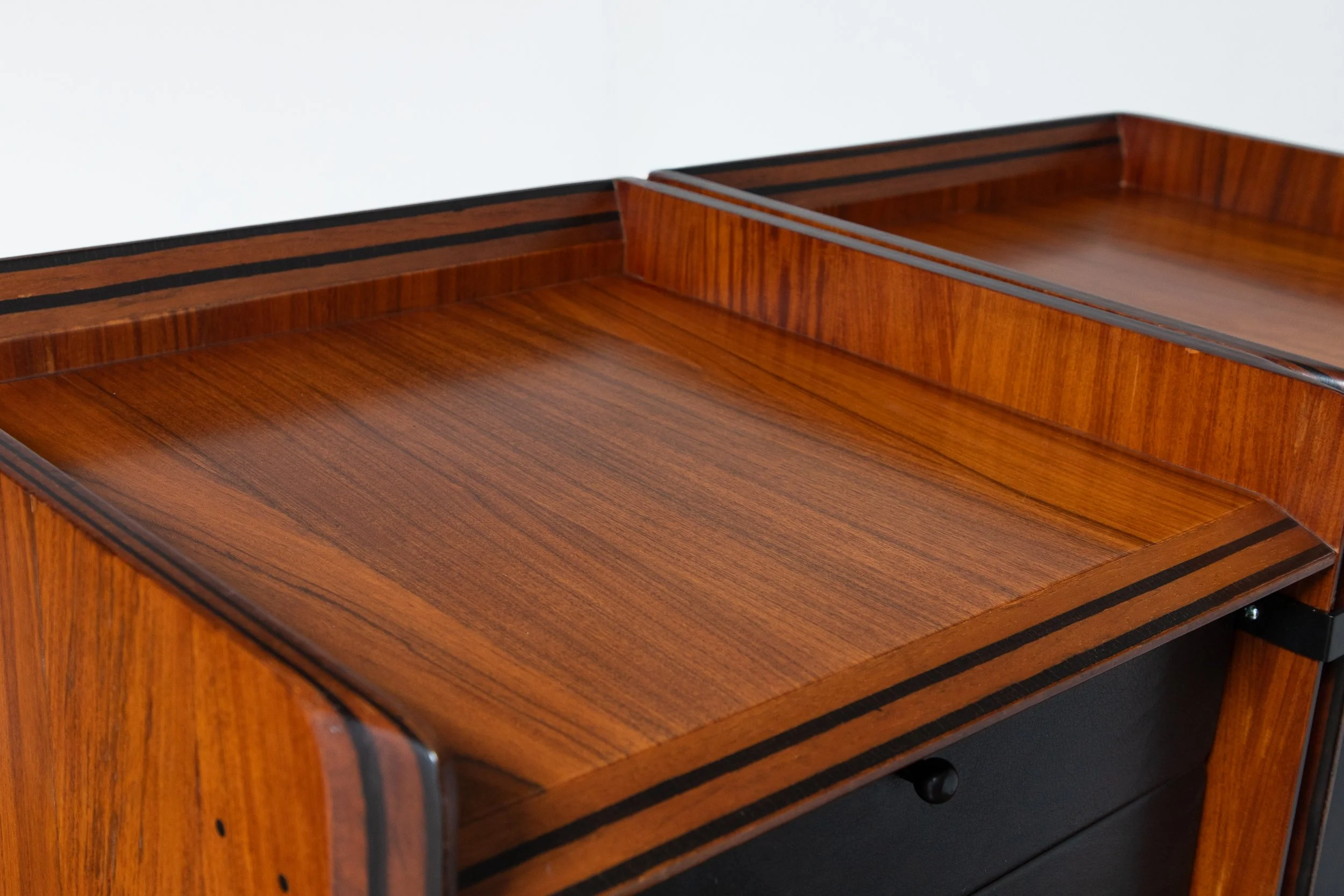OAM_Tobia_Scarpa_BB_Italia_Maxalto_Gentleman's_Cabinets-13.jpg