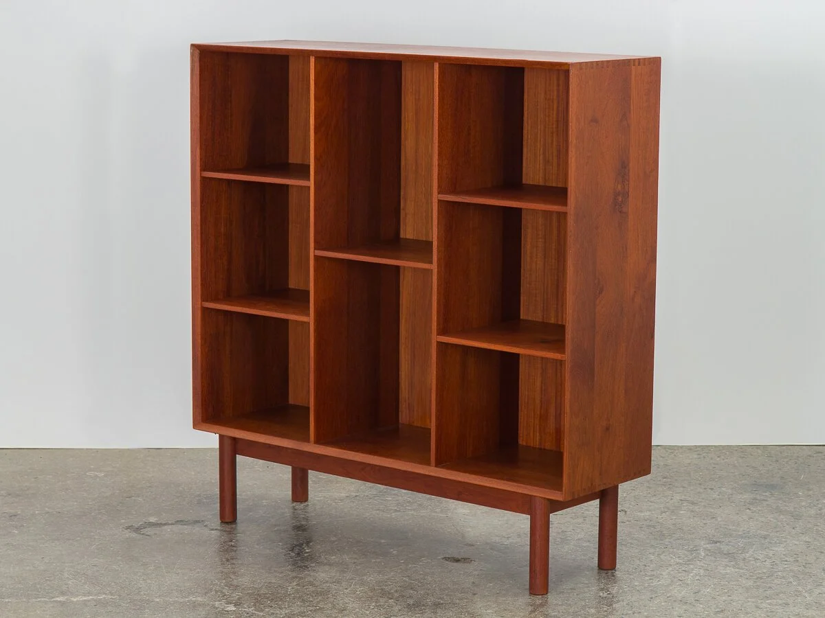 OAM_NYC_Peter_Hvidt_Bookcase-1.jpg