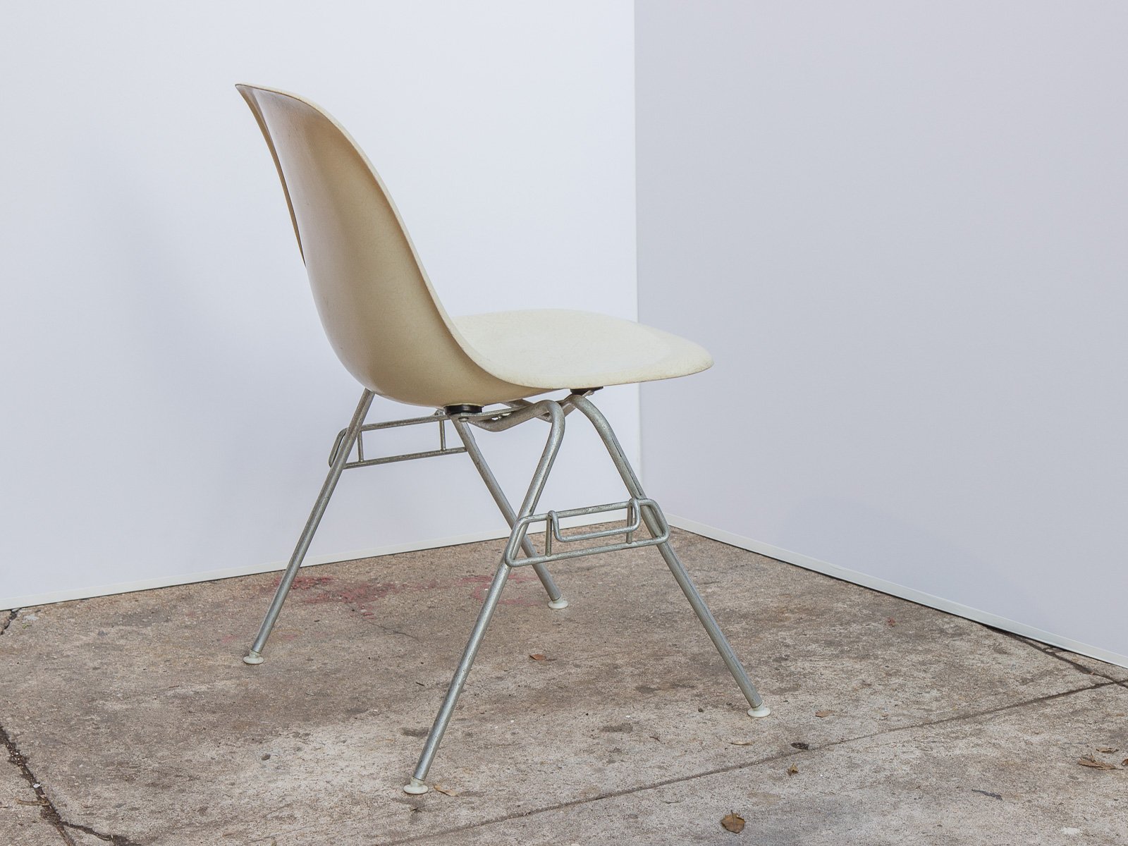 open_air_modern_eames_parchment_fiberglass_shell_chair_herman_miller_on_stacking_base-5.jpg