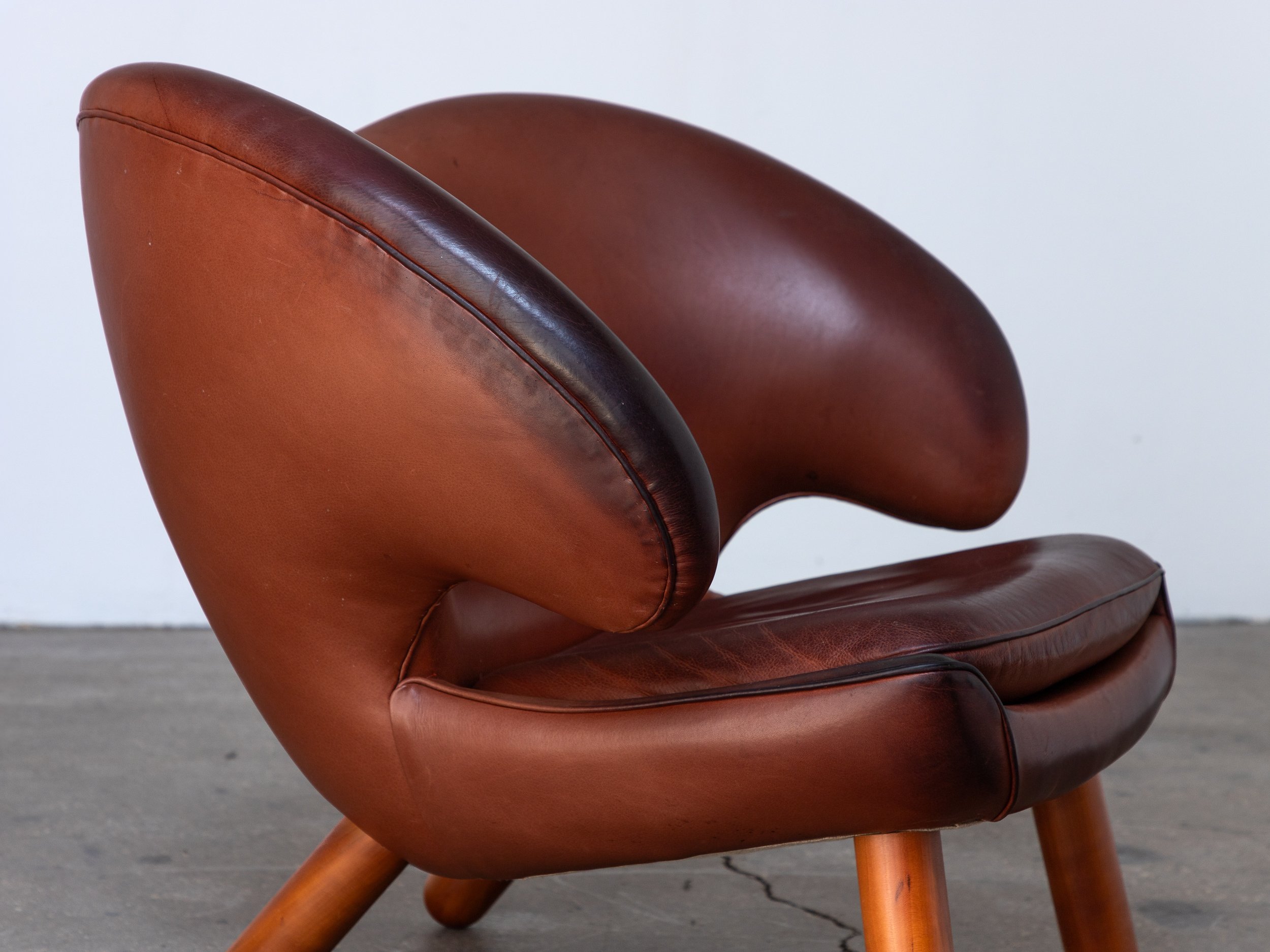 OAMNYC_Finn_Juhl_Pelican_Chair-6.jpg